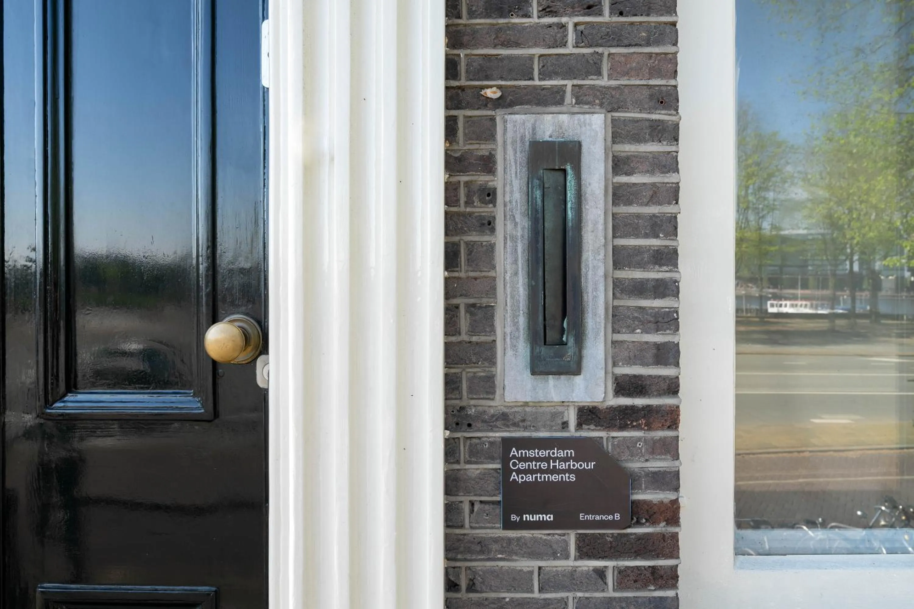 Logo/Certificate/Sign in Amsterdam Centre Harbour Apartments