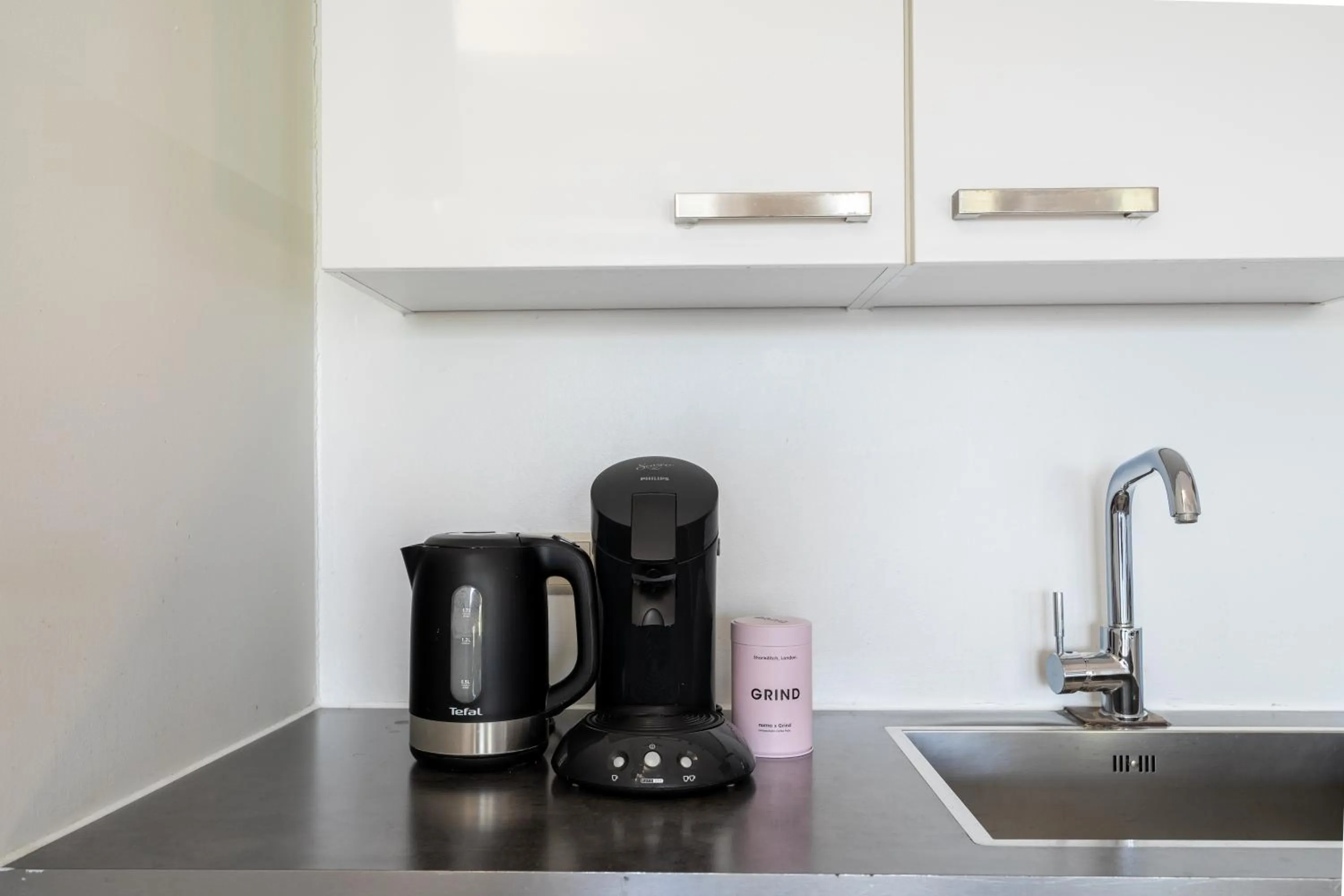 Coffee/tea facilities in Amsterdam Centre Harbour Apartments