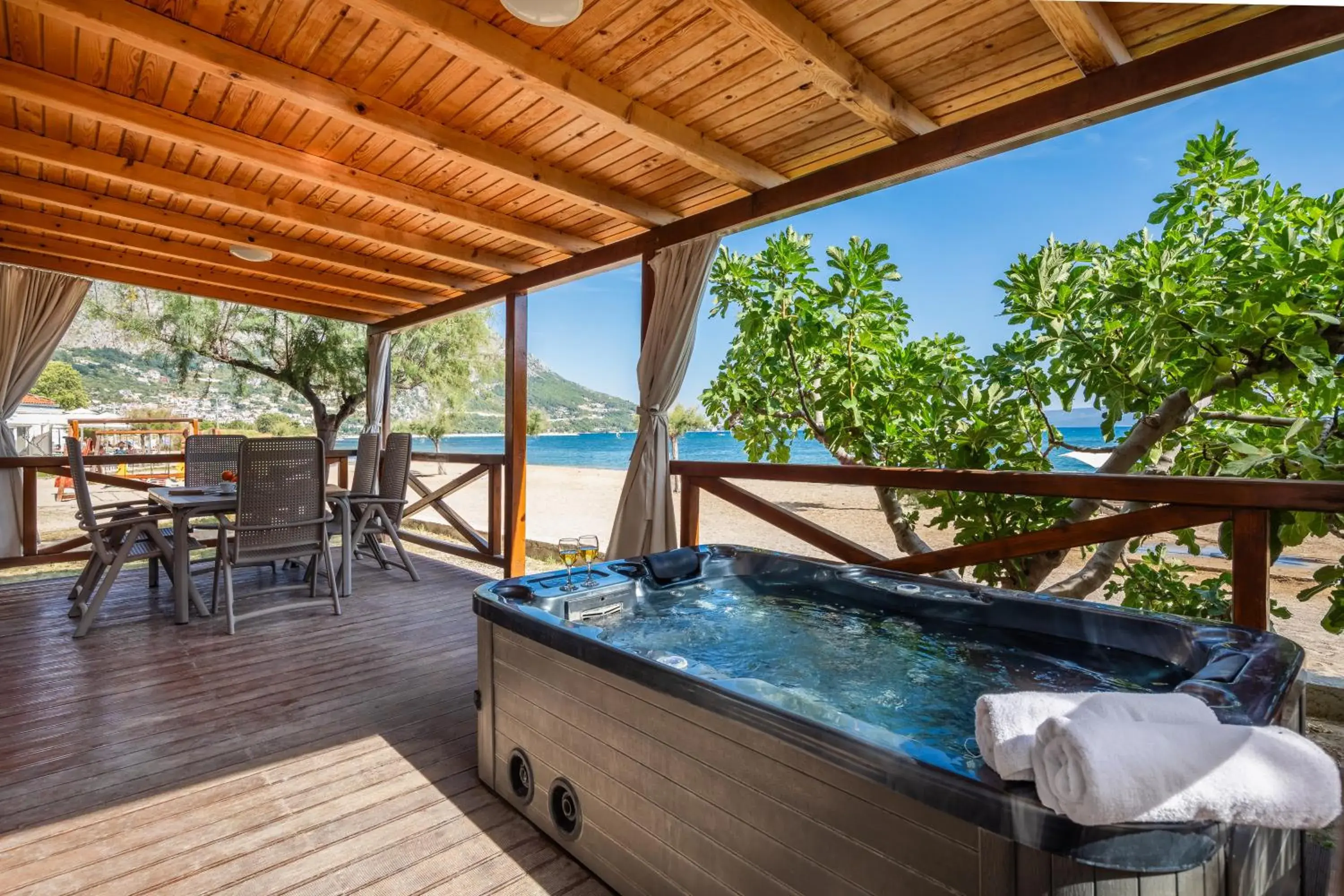 Sunshine Premium Three-Bedroom Mobile Home with Whirlpool , Terrace and Sea View in Mobile Homes Camp Galeb Sunshine Premium Three-Bedroom Mobile Home with Whirlpool , Terrace and Sea View in Mobile Homes Camp Galeb