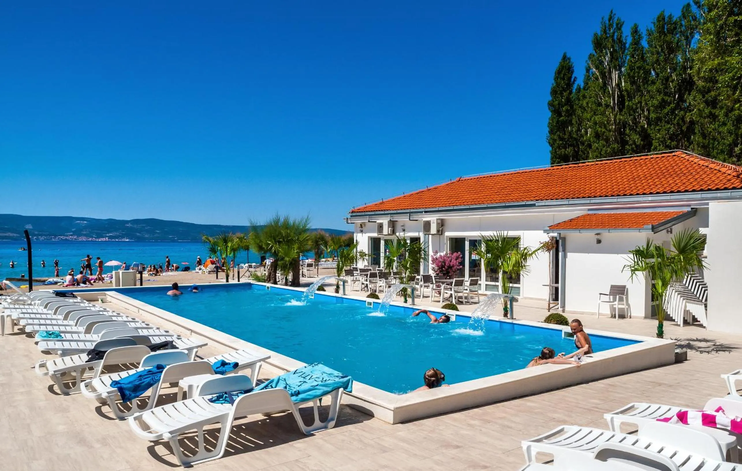 Restaurant/places to eat in Camping Almissa