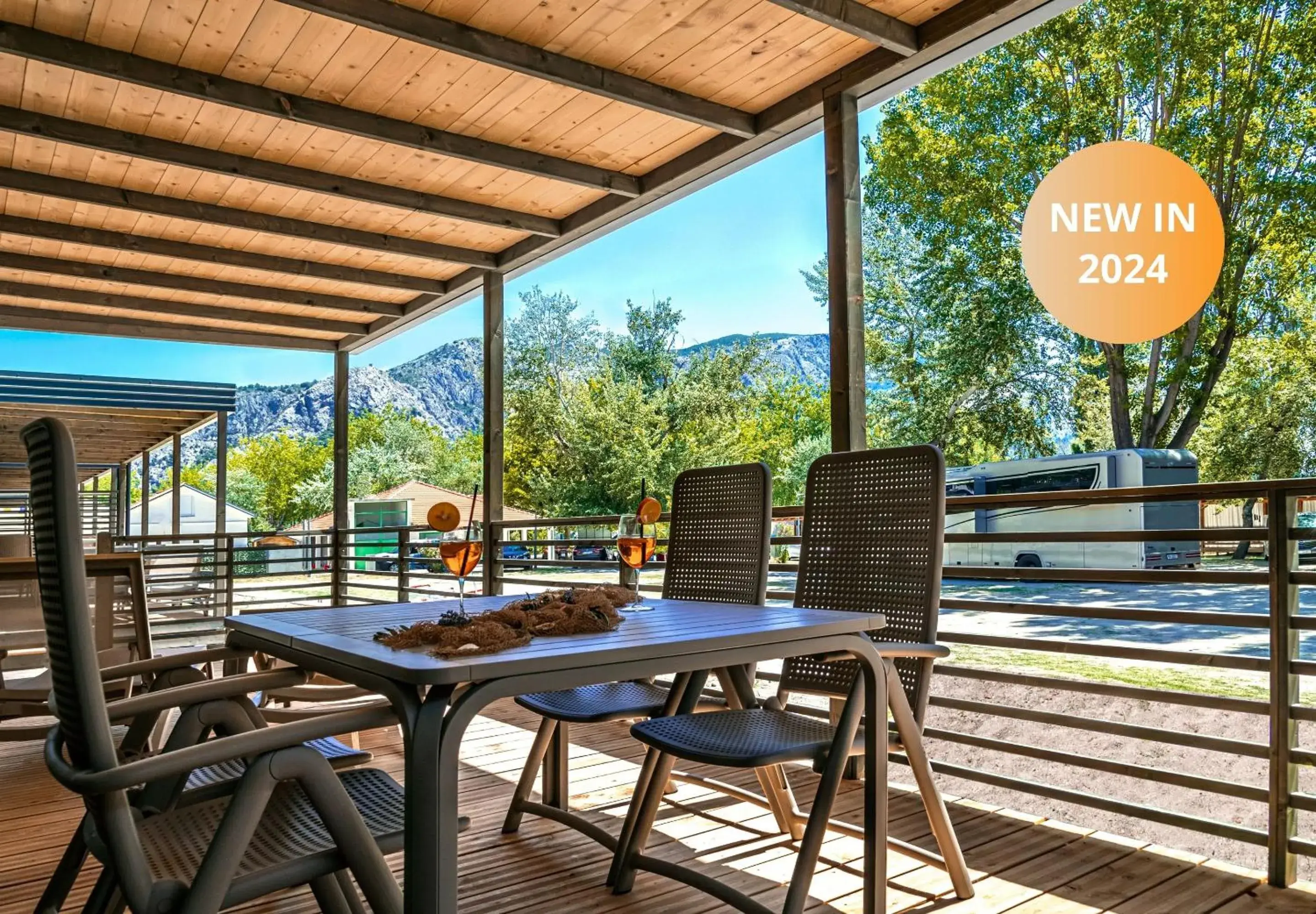 Mobile home Adria superior 4+1 (C) in Camping Almissa Mobile home Adria superior 4+1 (C) in Camping Almissa