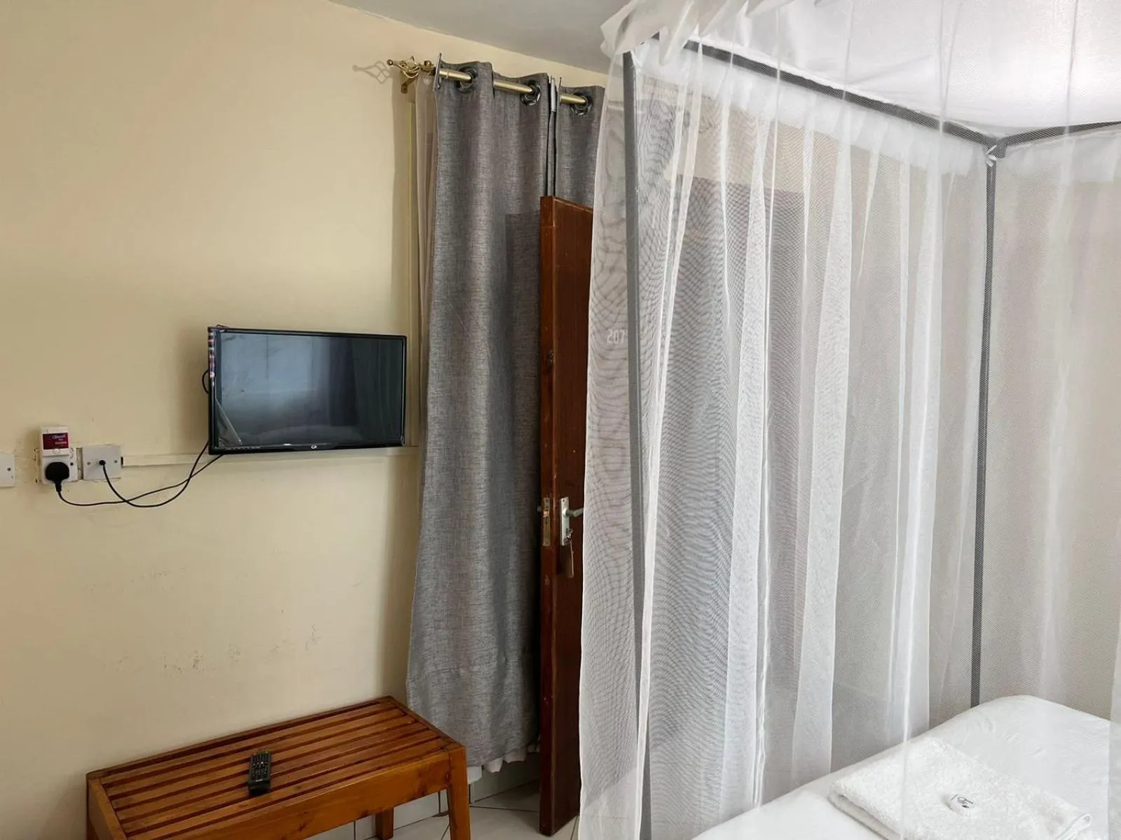 TV and multimedia, Bed in Lavender Garden Hotel