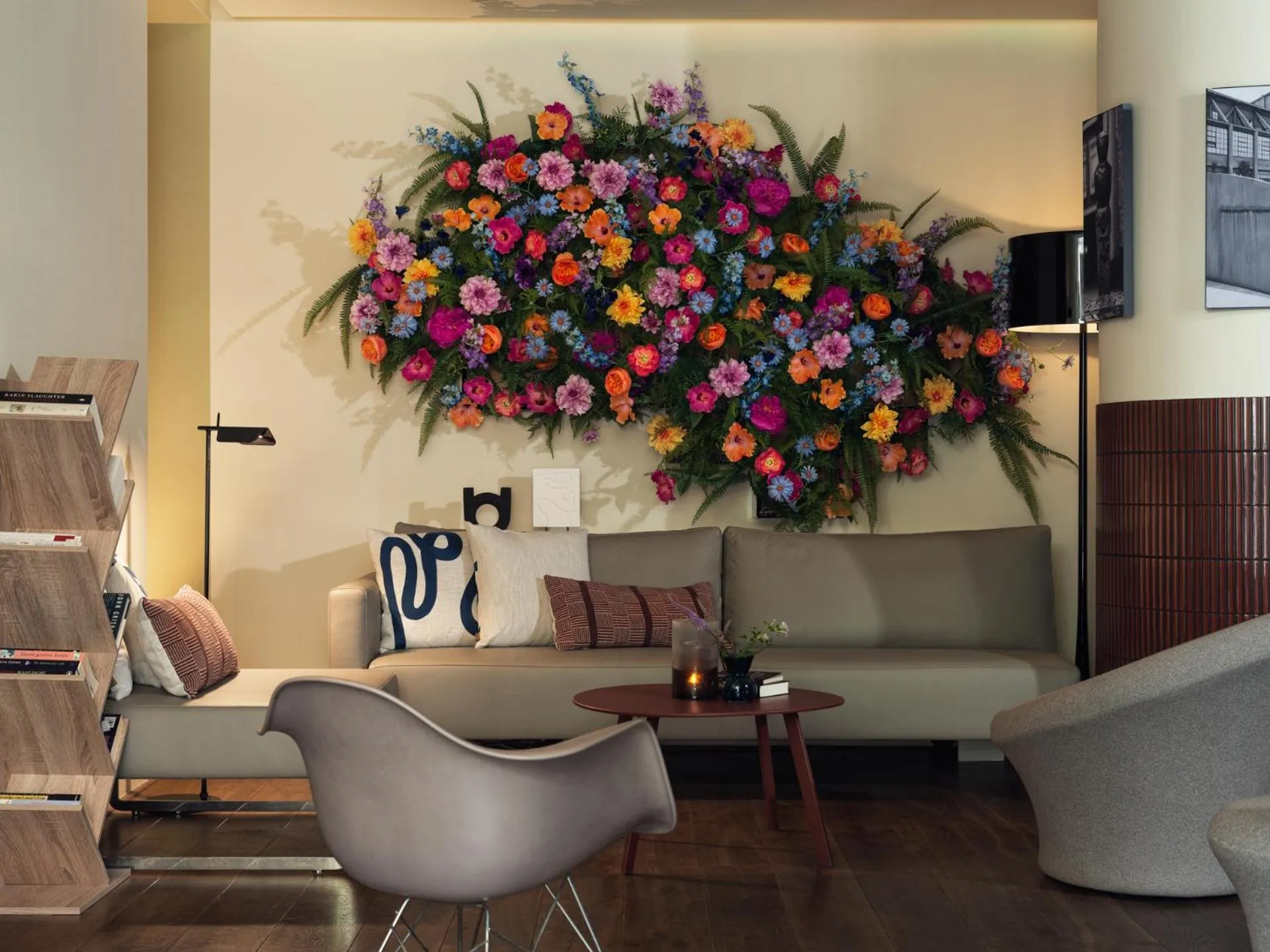 Lobby or reception in Townhouse Maastricht & Spa