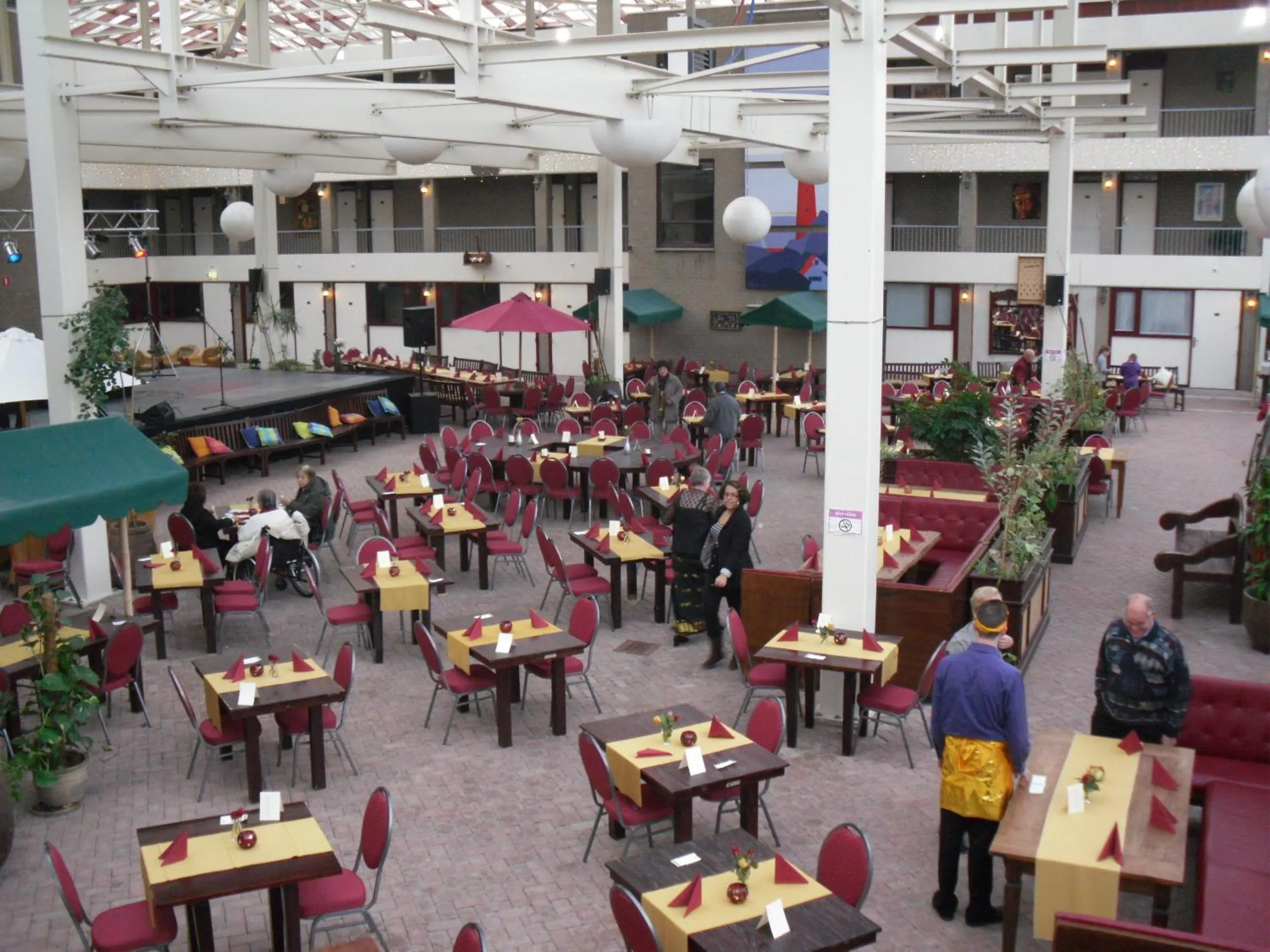 Restaurant/places to eat in Hotel Den Helder