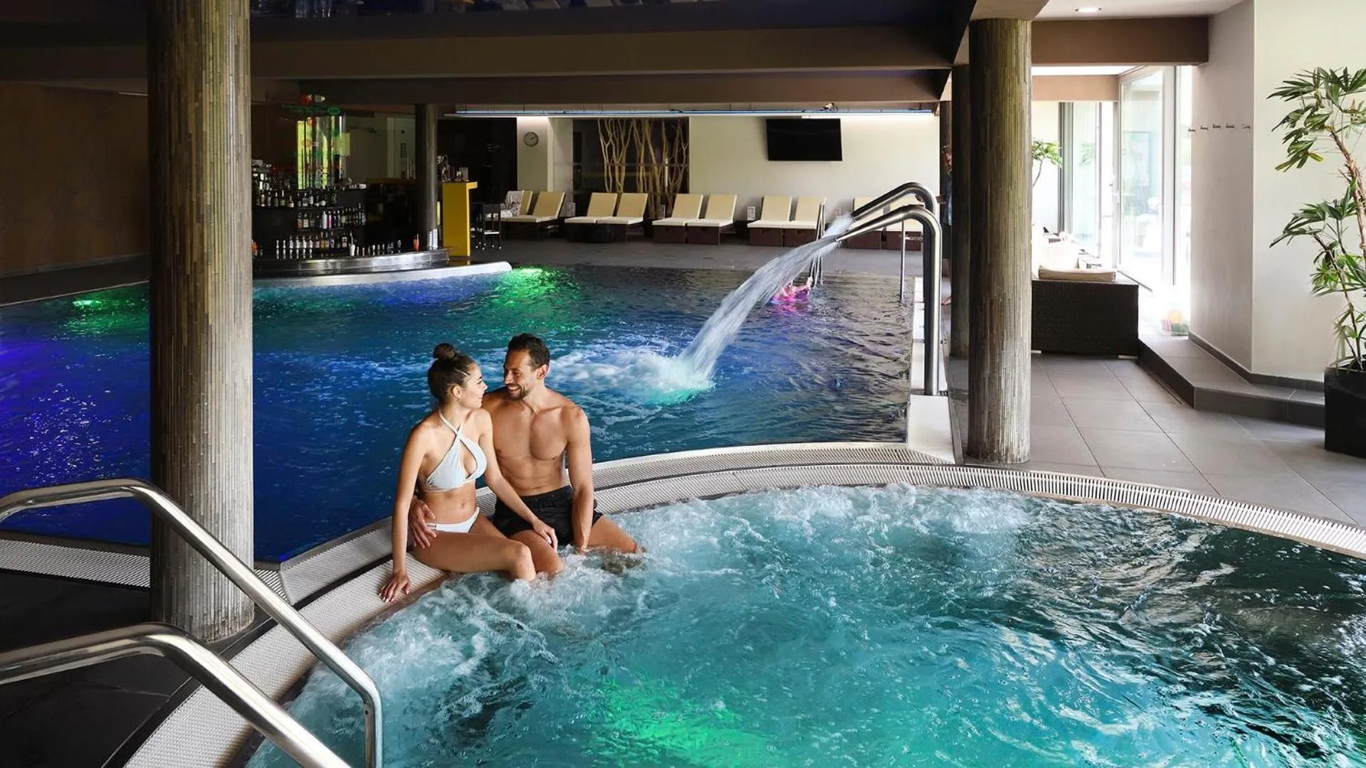 Swimming pool in Horizont Resort