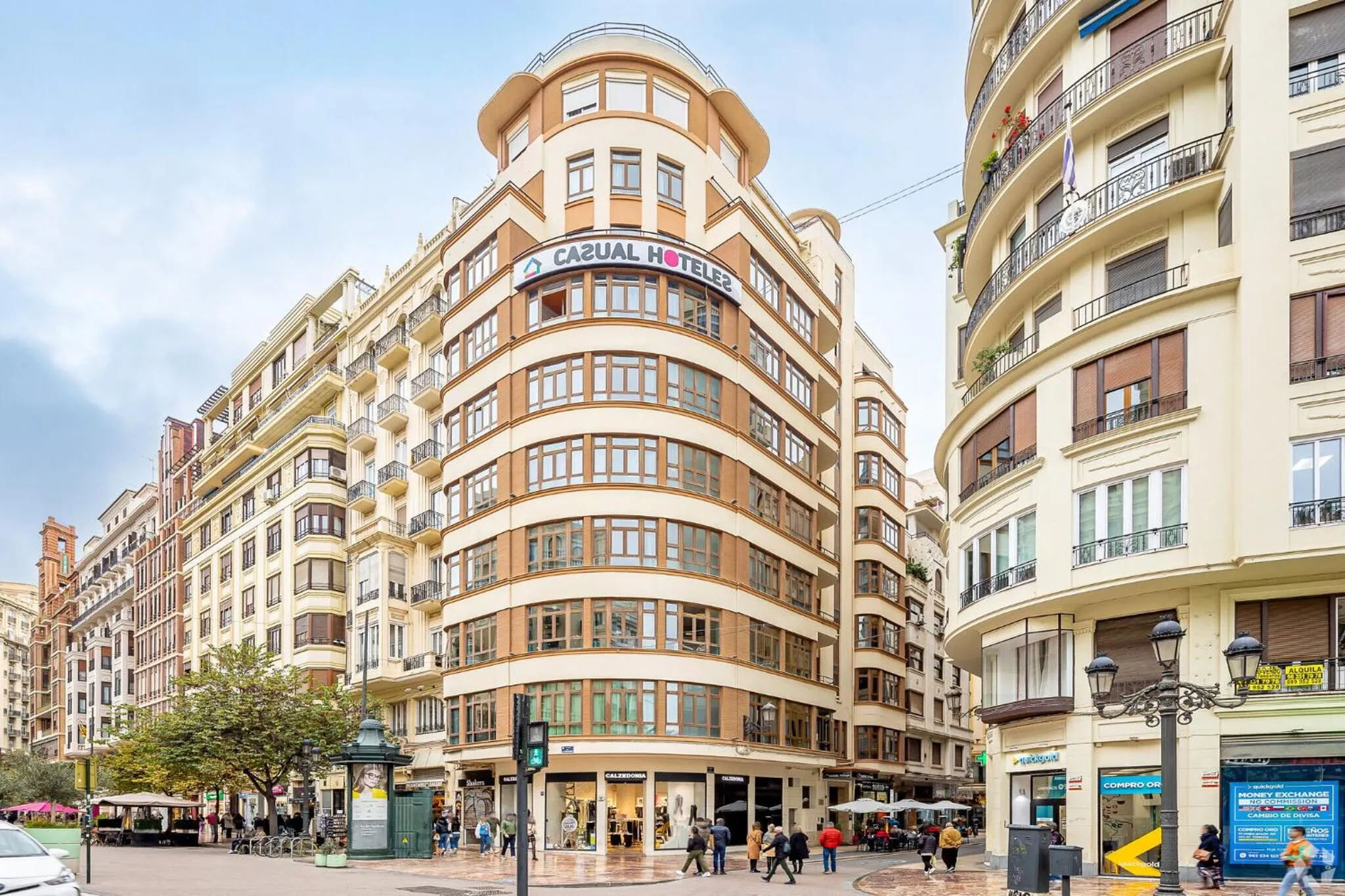 Off site in Casual Vintage Valencia