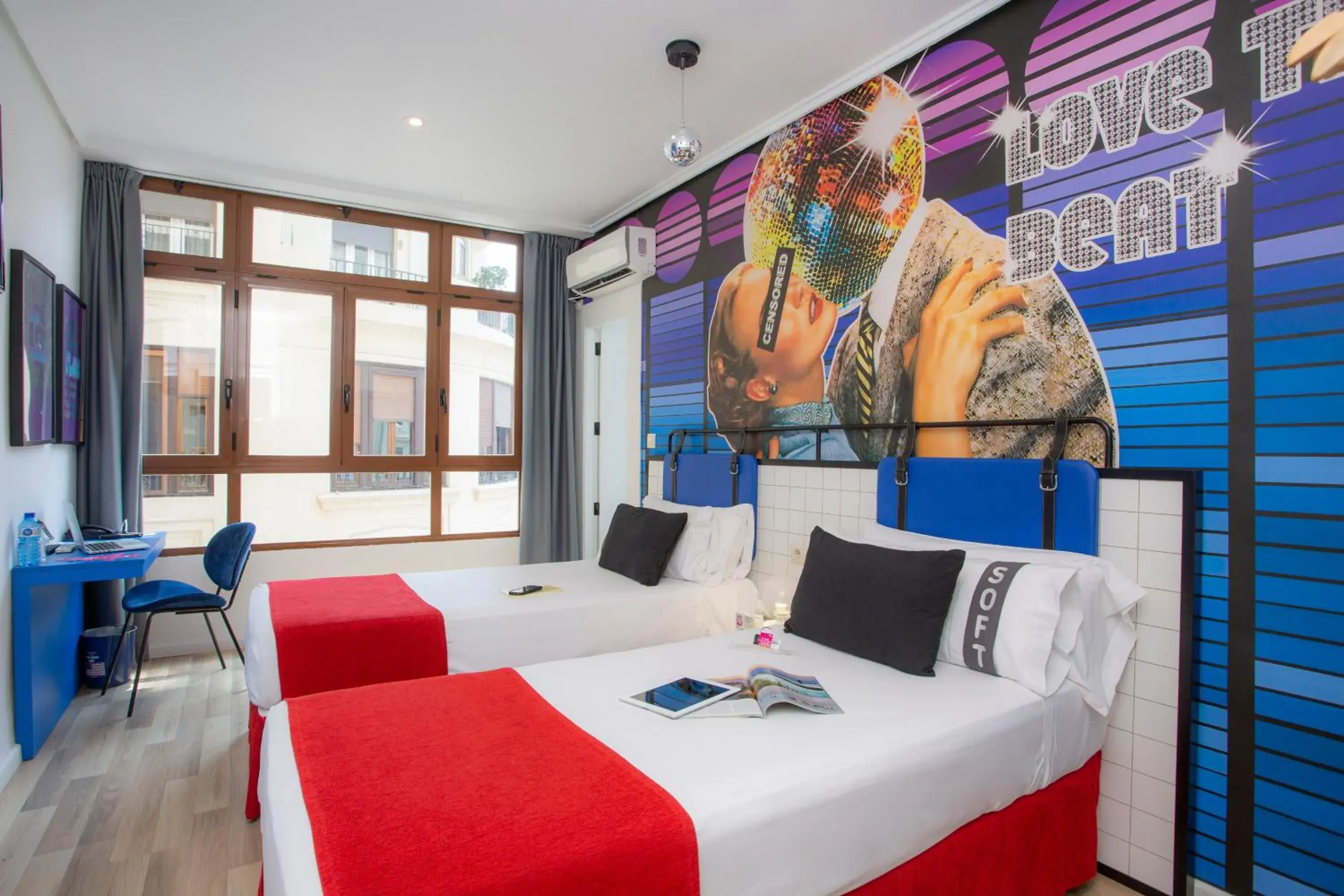 Twin Room in Casual Vintage Valencia Twin Room in Casual Vintage Valencia