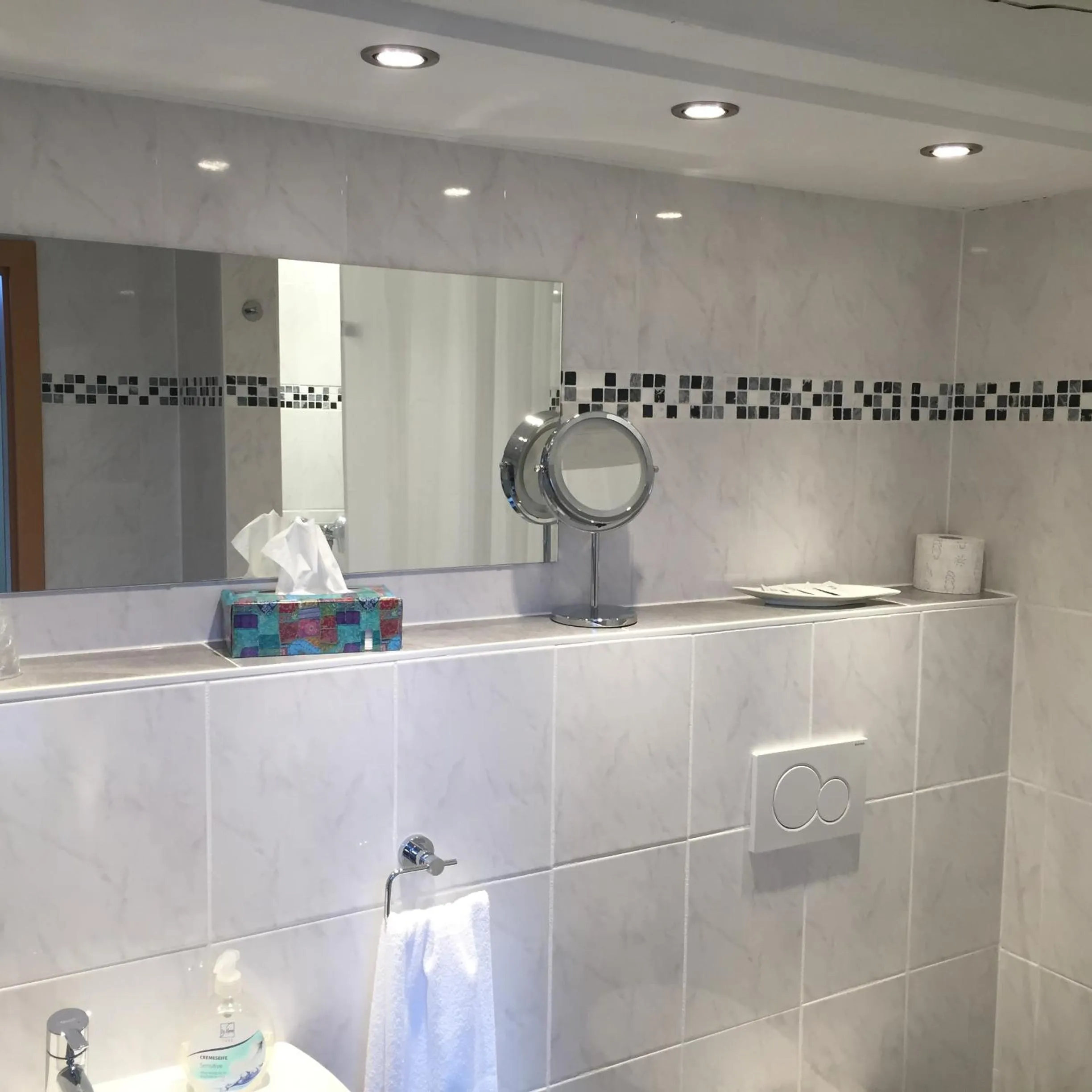 Bathroom in Pension im Wirtshaus Himberg