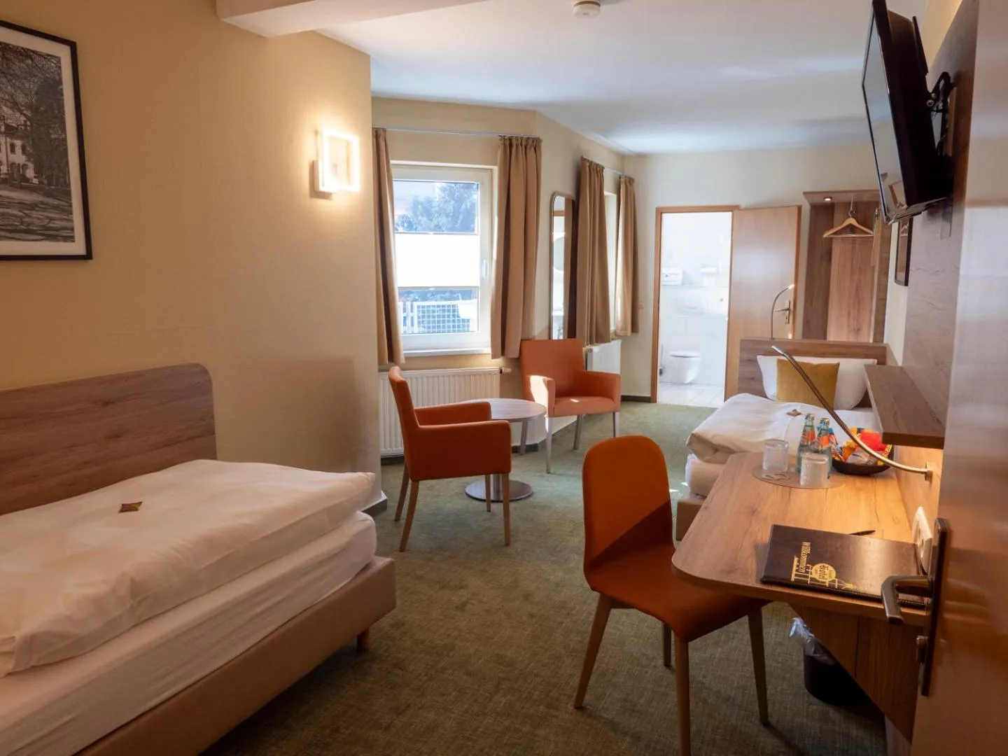 Photo of the whole room, Bed in Altstadthotel "Garni" Grimma