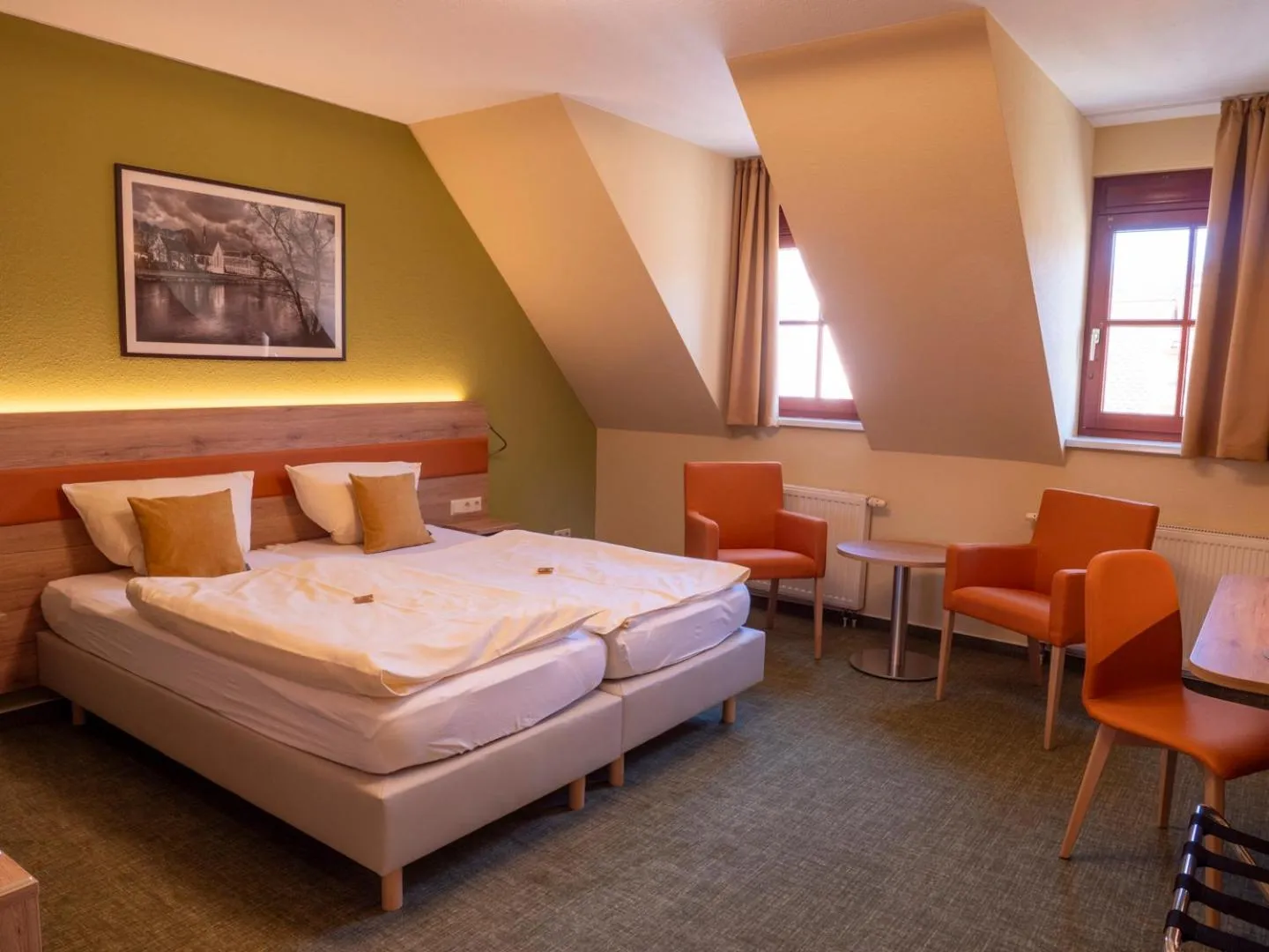 Photo of the whole room, Bed in Altstadthotel "Garni" Grimma