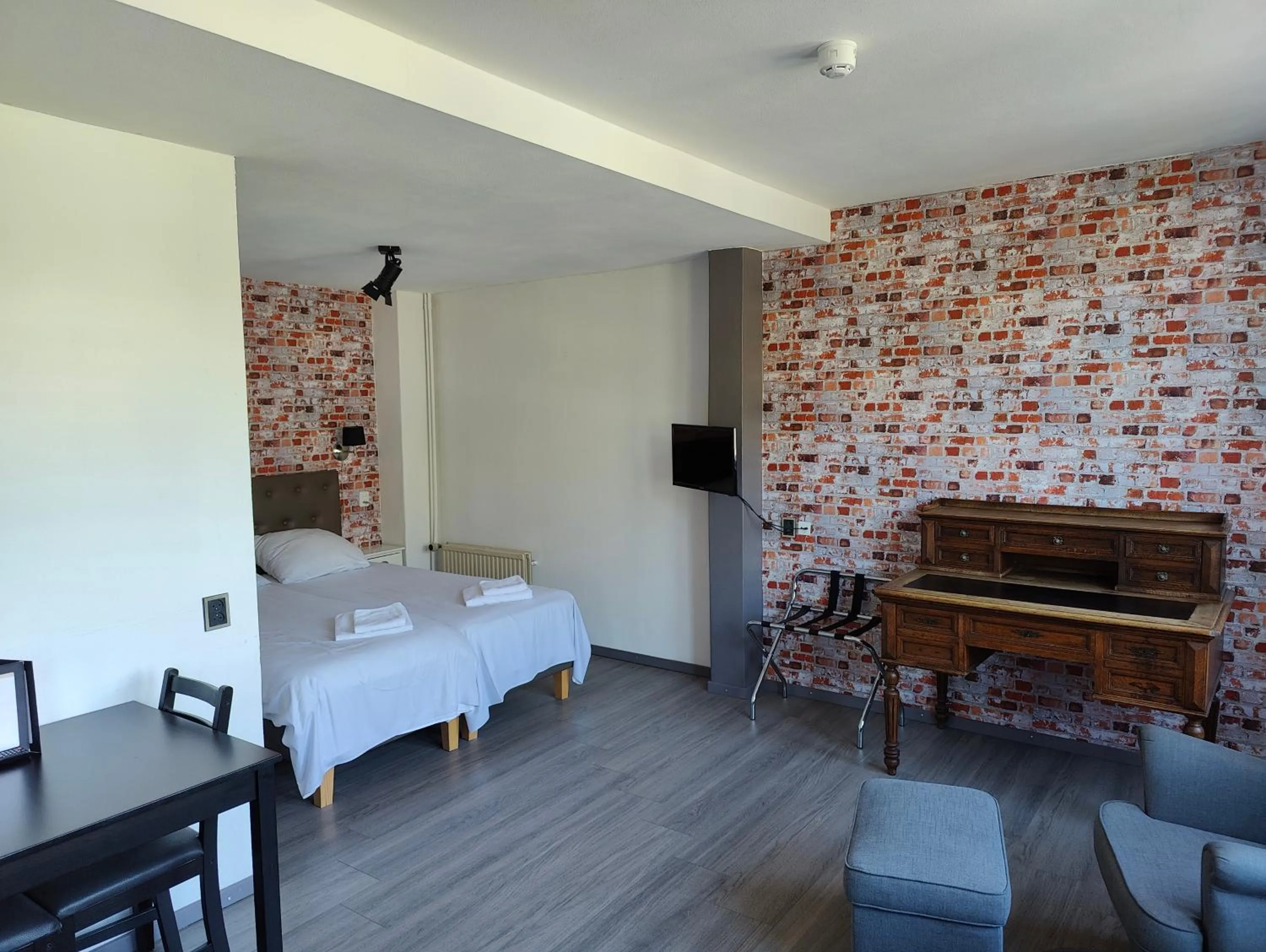 Bedroom, Bed in Hotel Saint Vincent