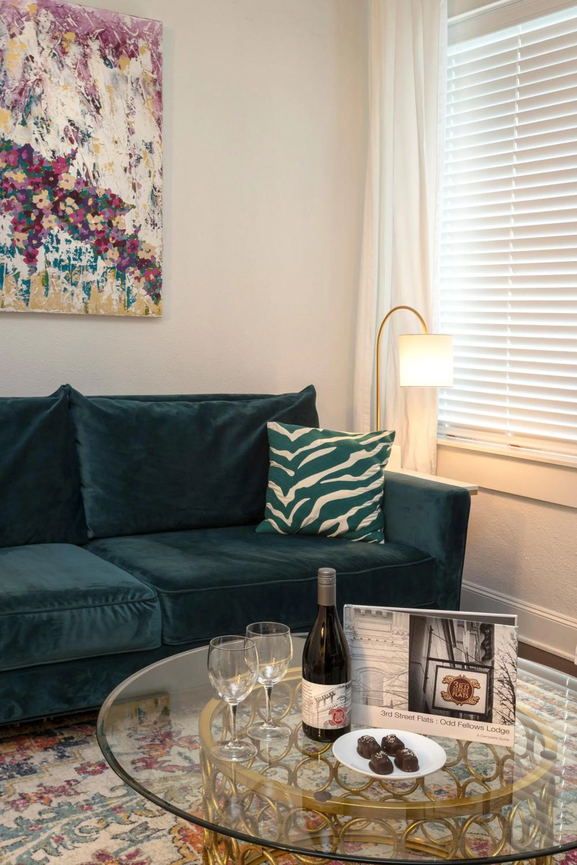 Seating area in 3rd Street Flats