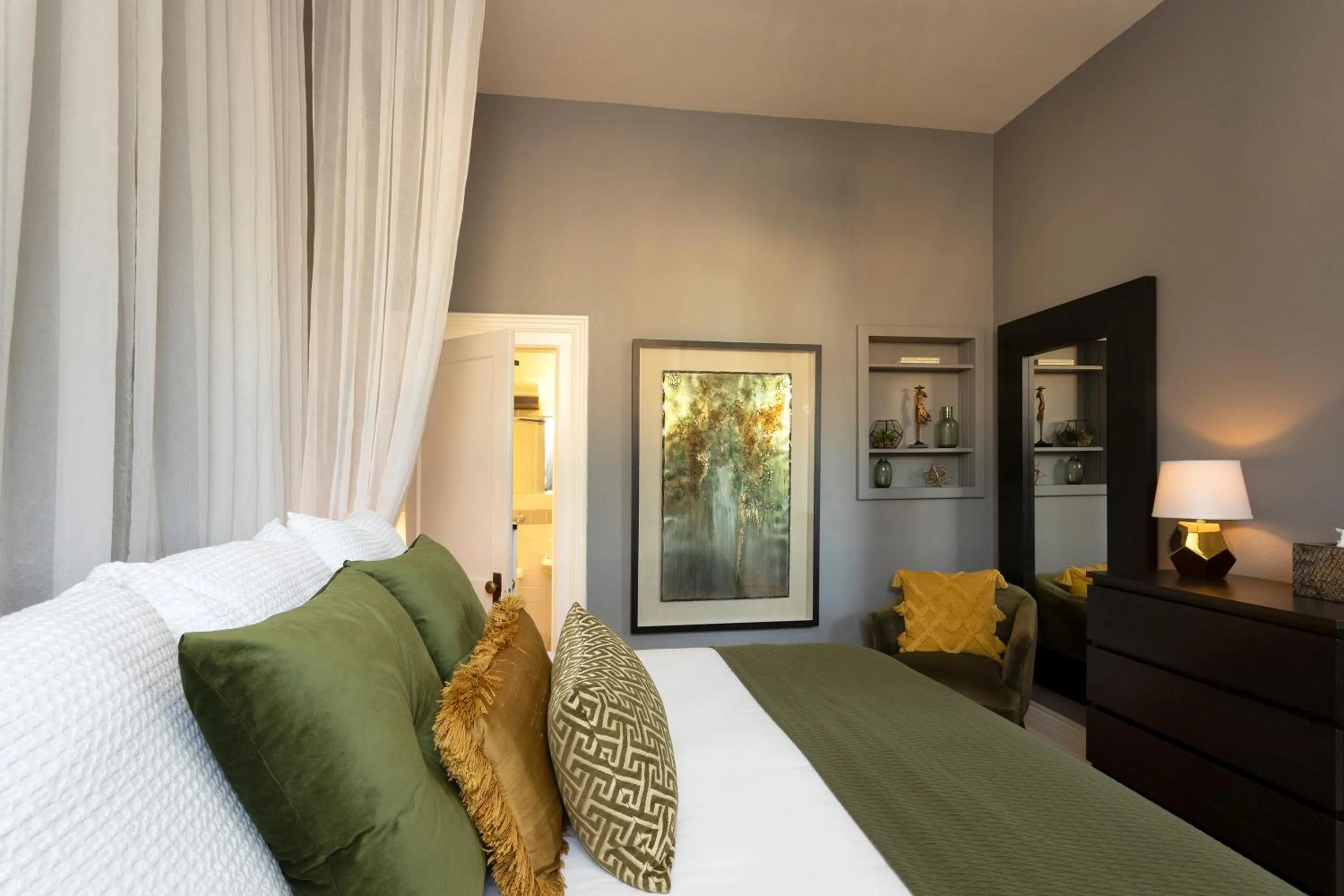 Bed in 3rd Street Flats