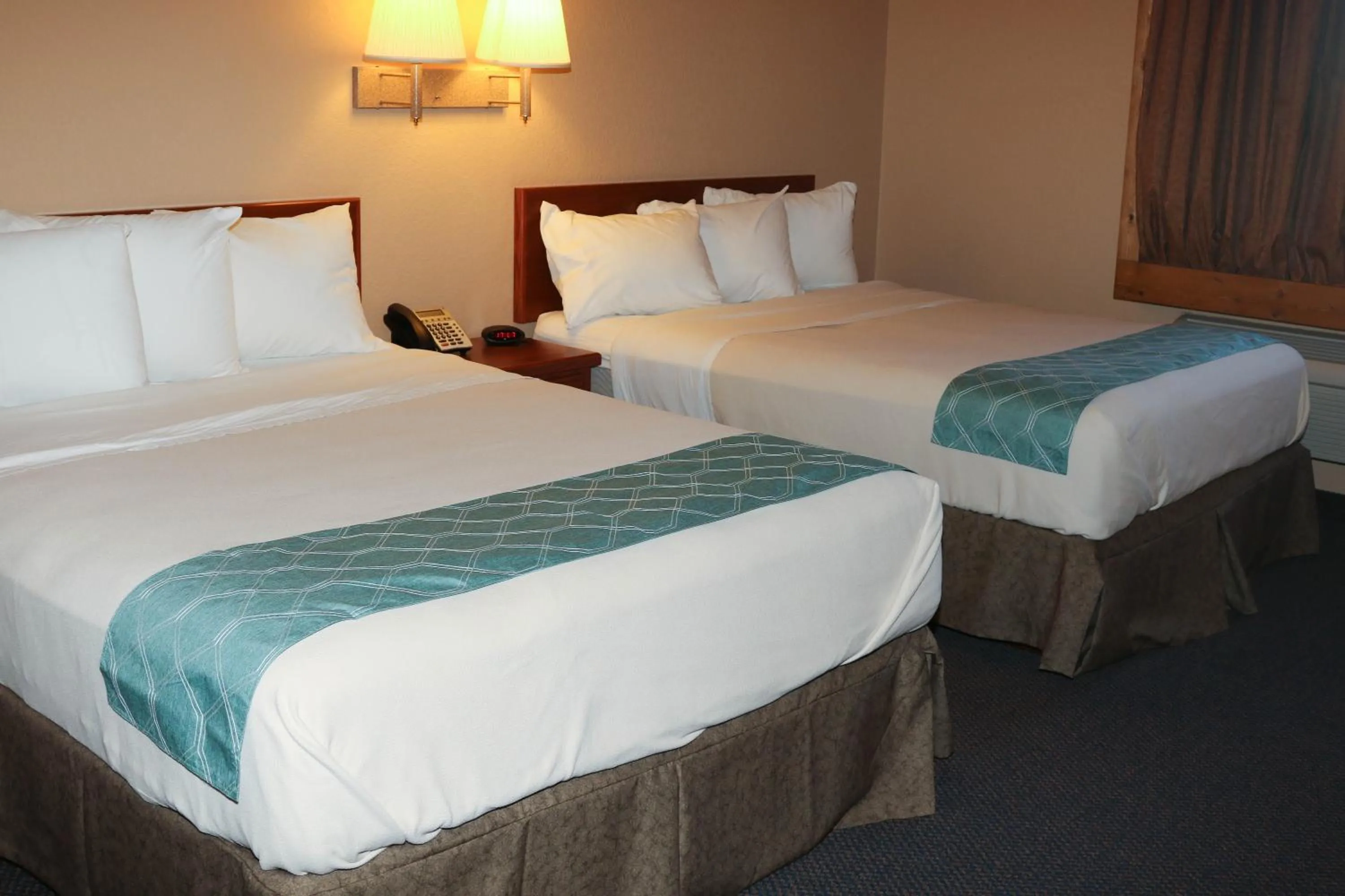 Property logo or sign, Bed in Travelodge by Wyndham Gillette