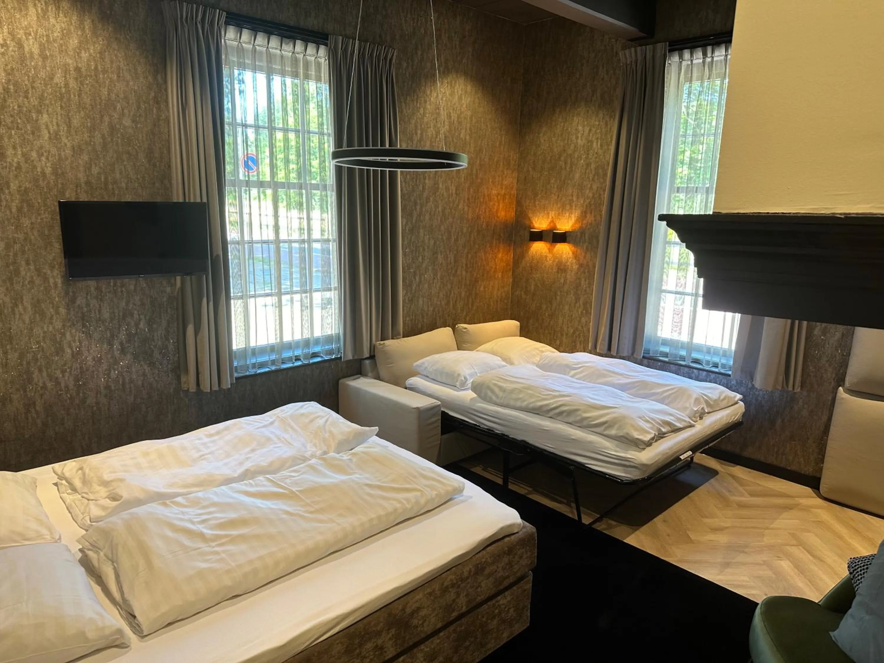 Bed in Hotel Restaurant Het Witte Paard