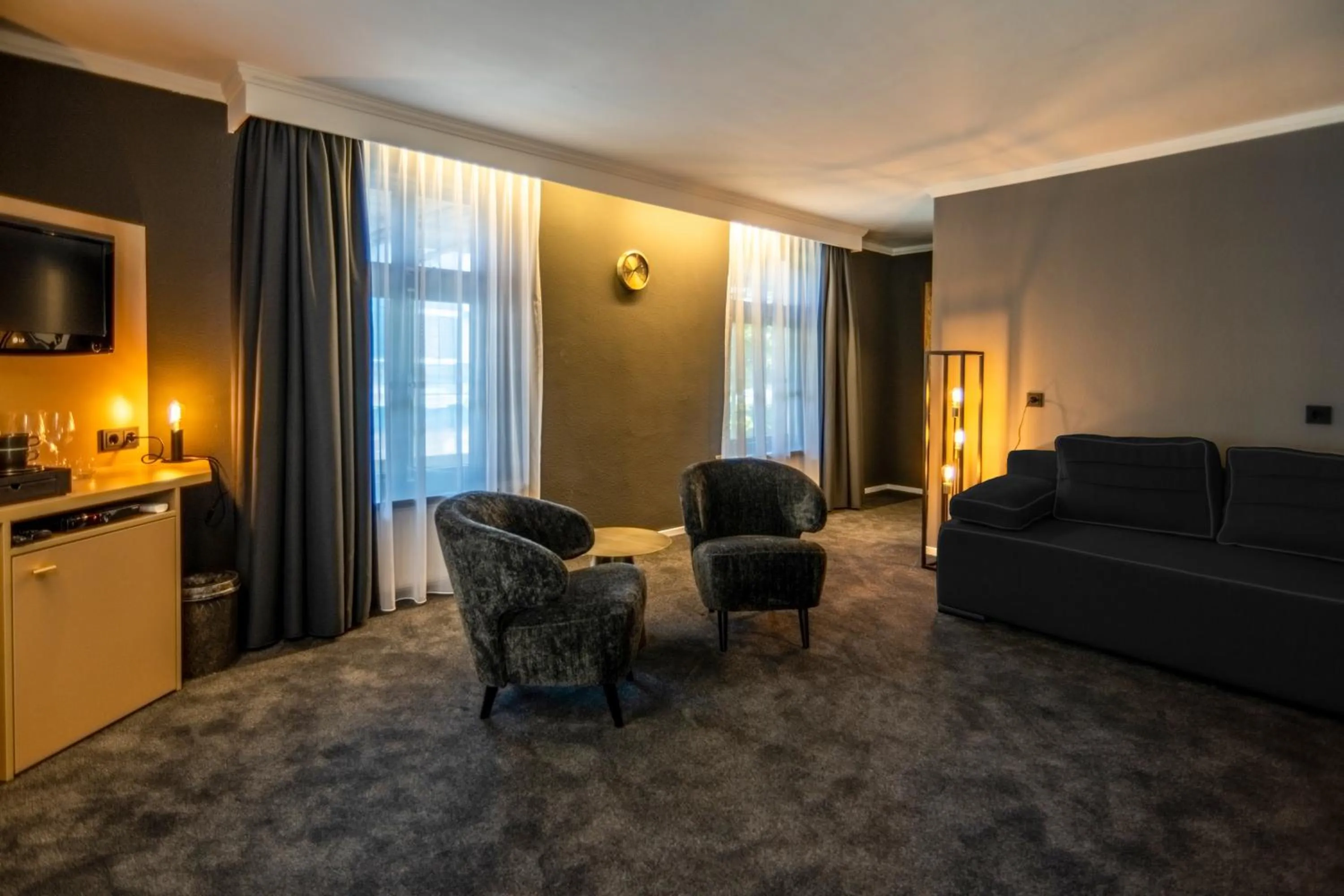 Square Boutique Hotel & Brasserie