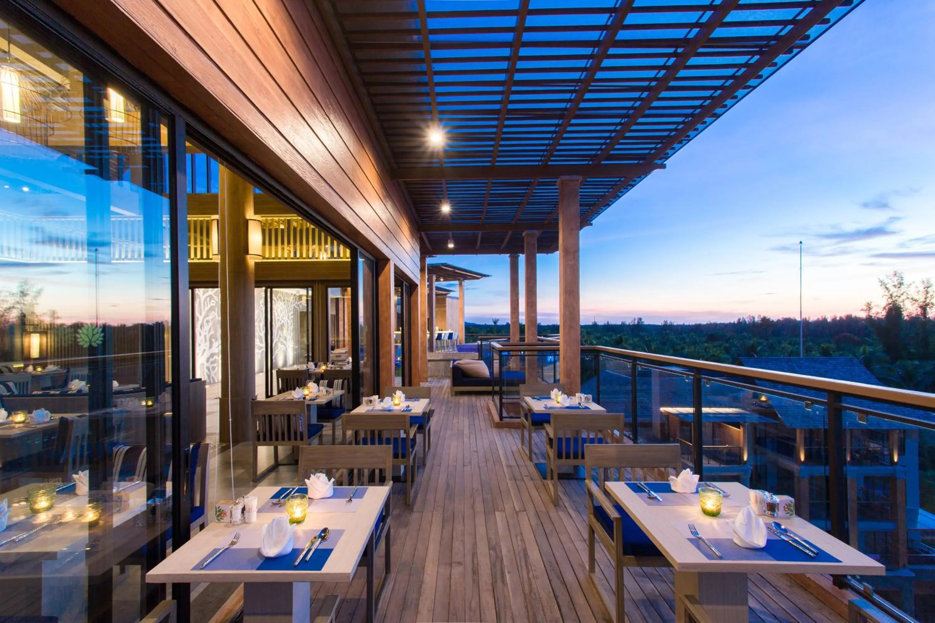 Buffet breakfast in Mai Holiday by Mai Khaolak - Adult Zone