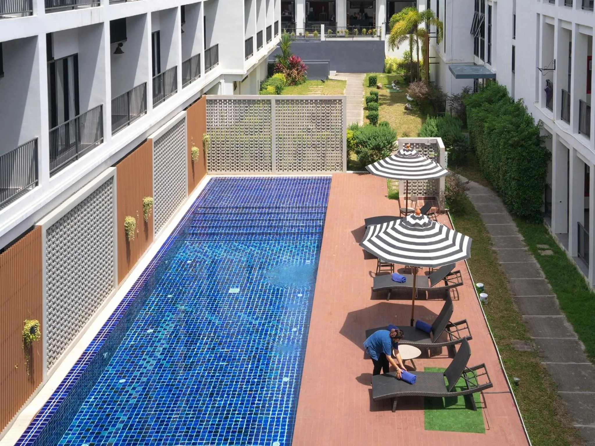 Swimming pool in Fortune Riverview Hotel Chiang Khong