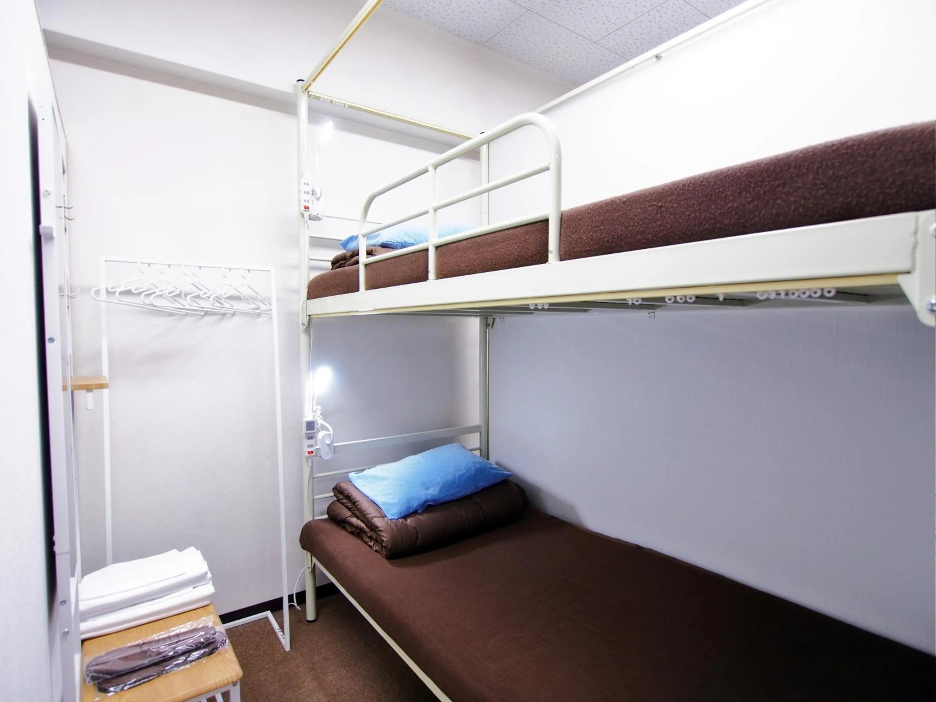 Photo of the whole room, Bed in Omotenashi Hostel Miyajima