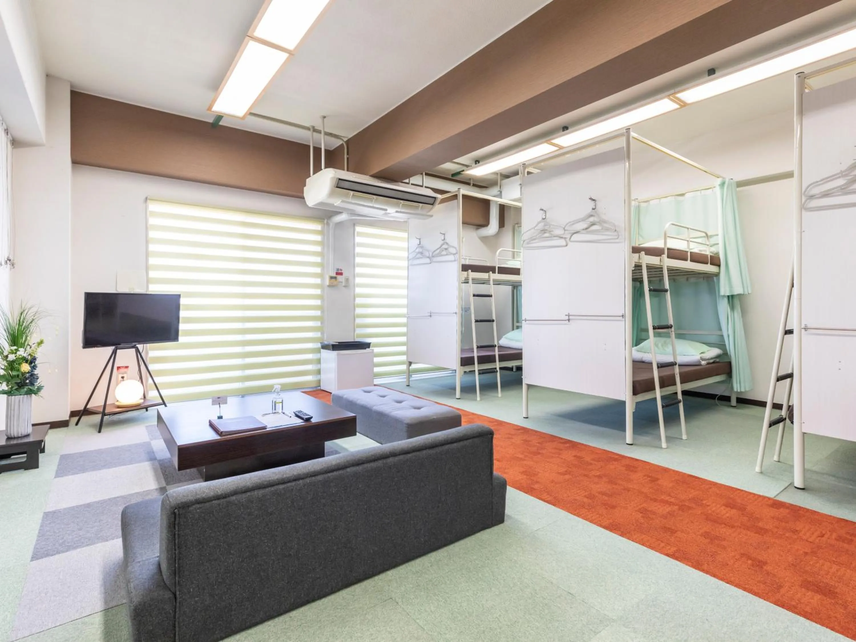 Living room in Omotenashi Hostel Miyajima