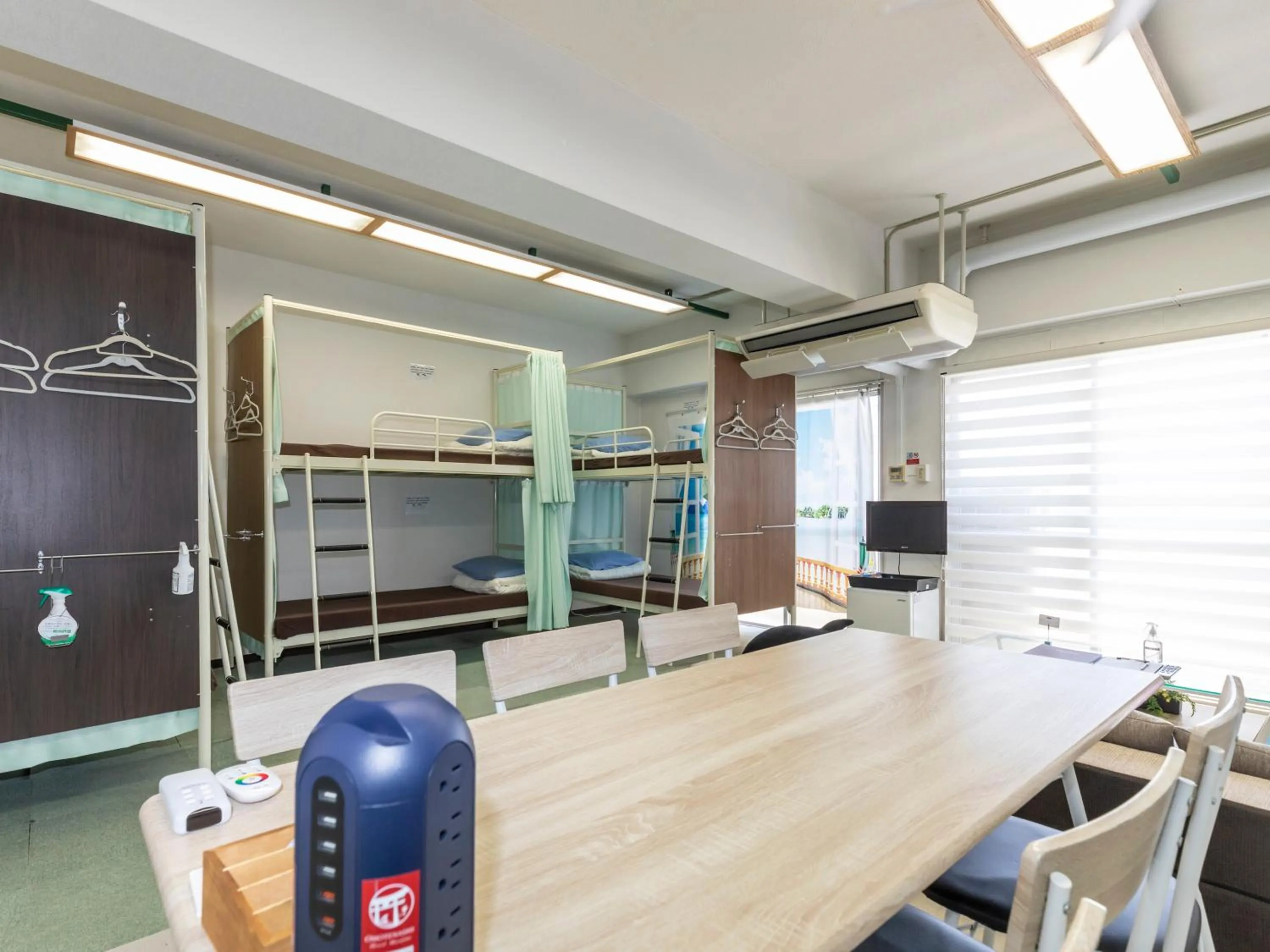 air conditioner in Omotenashi Hostel Miyajima