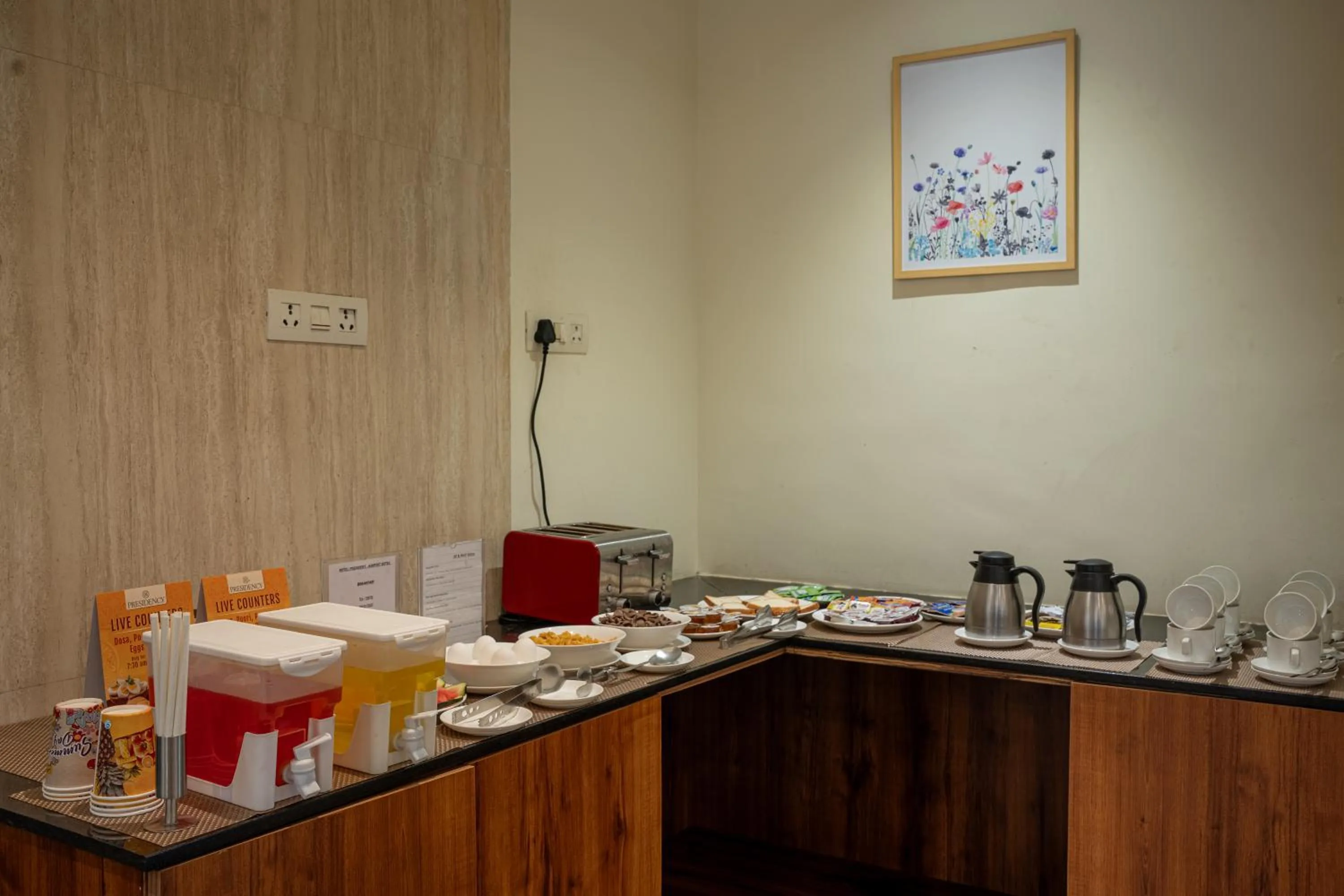 Coffee/tea facilities in Hotel Presidency Kempegowda International Airport Bangalore