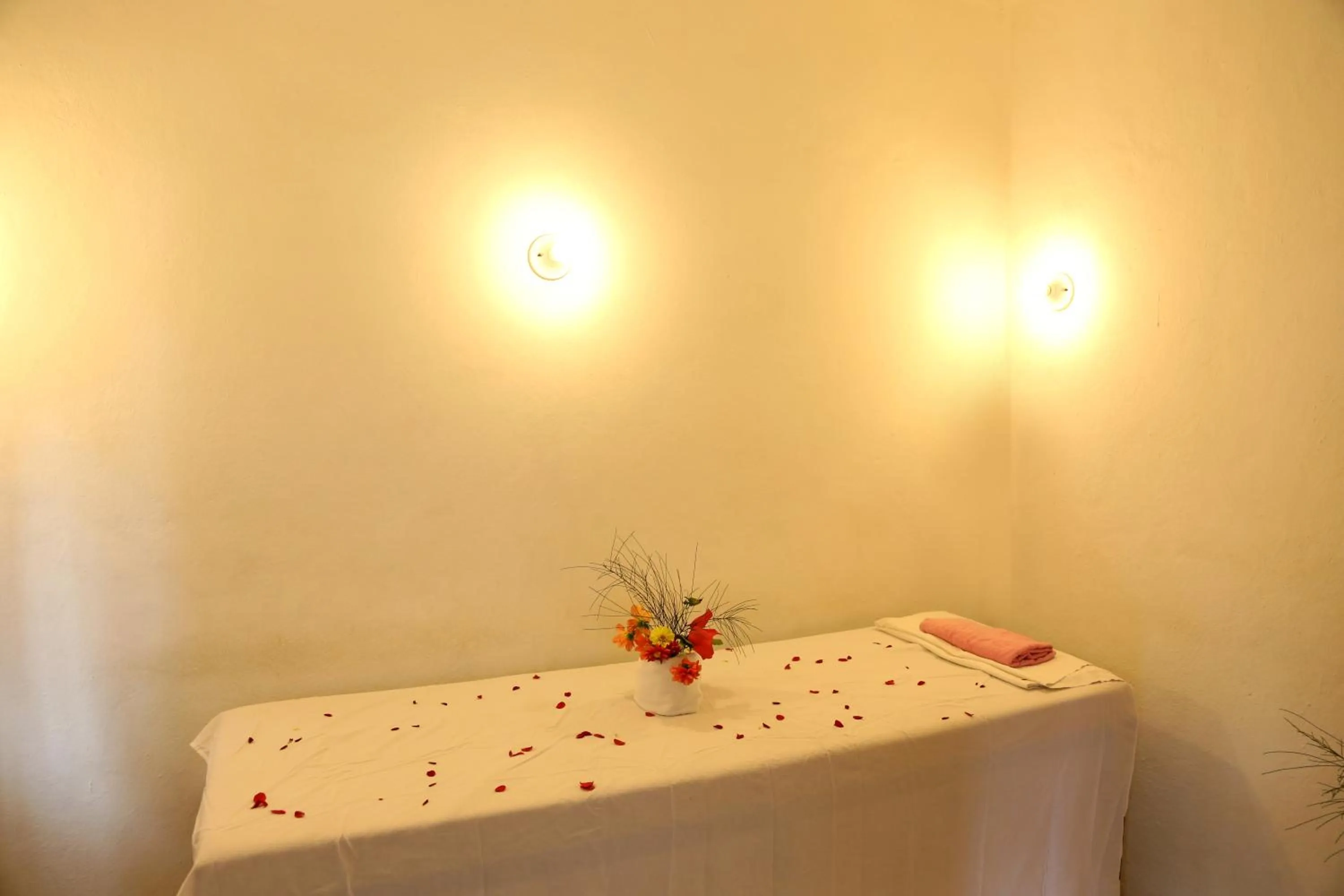 Massage, Bed in Goha Hotel