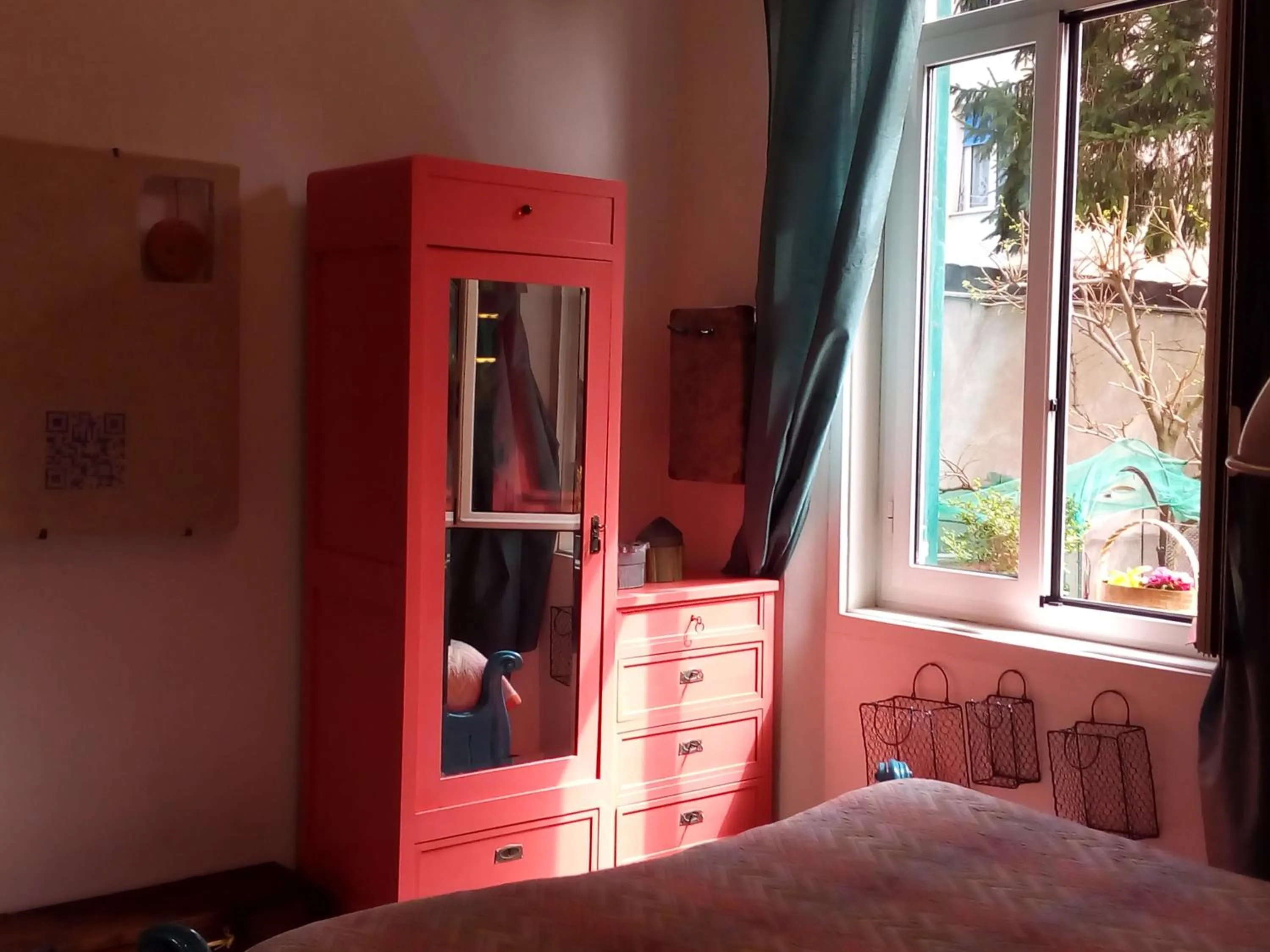 Bedroom, Bed in Al Giardino degli Artisti