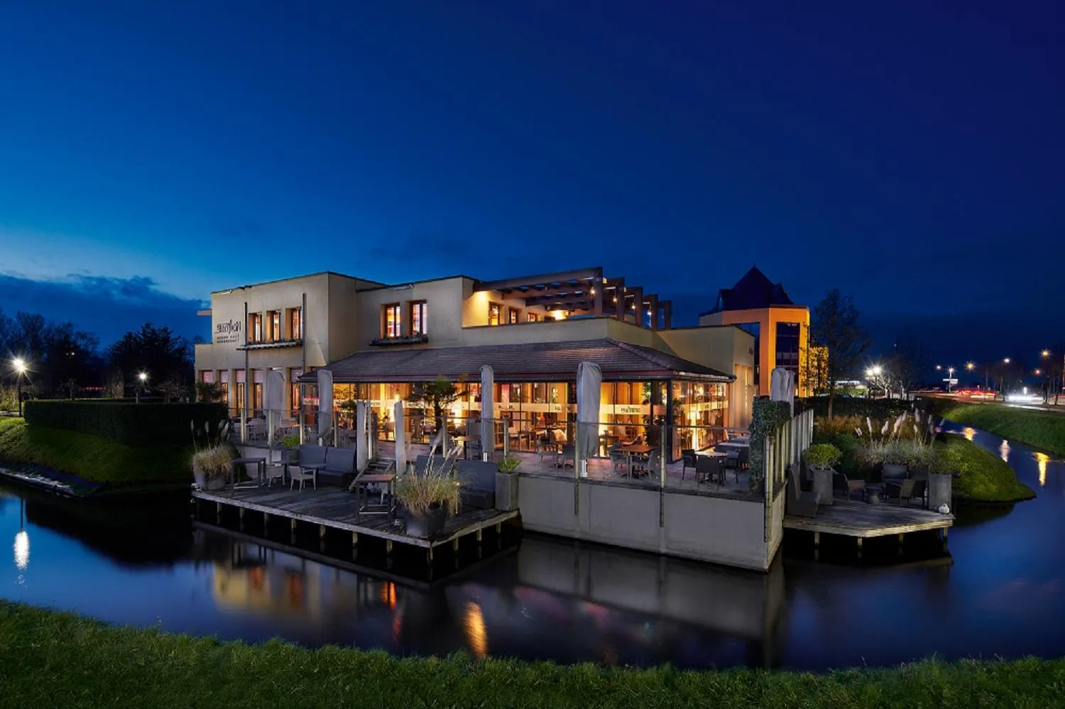 Property building in Hotel Babylon Heerhugowaard - Alkmaar