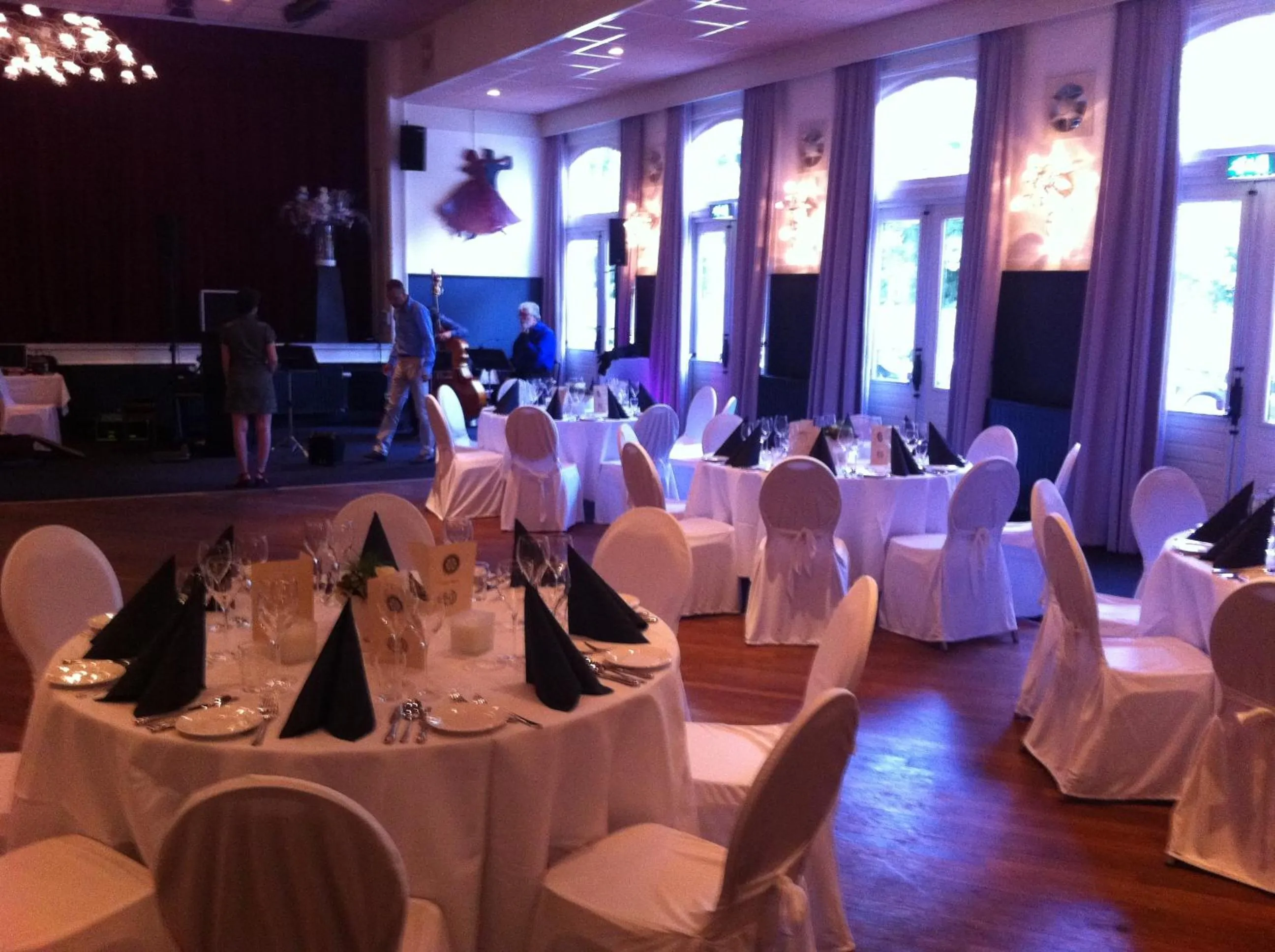 Restaurant/places to eat in Hotel Faber