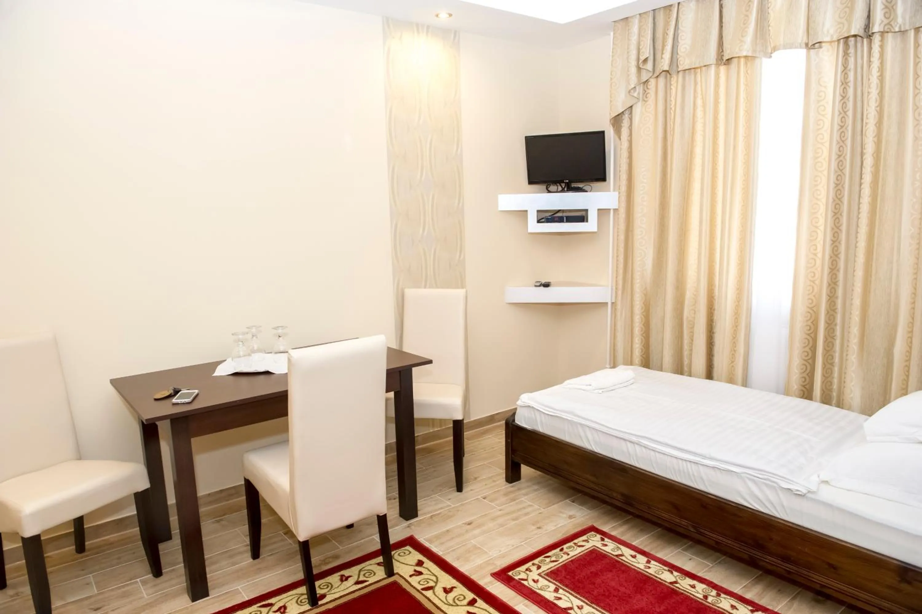 Photo of the whole room, Bed in Kemence Csárda és Szálloda