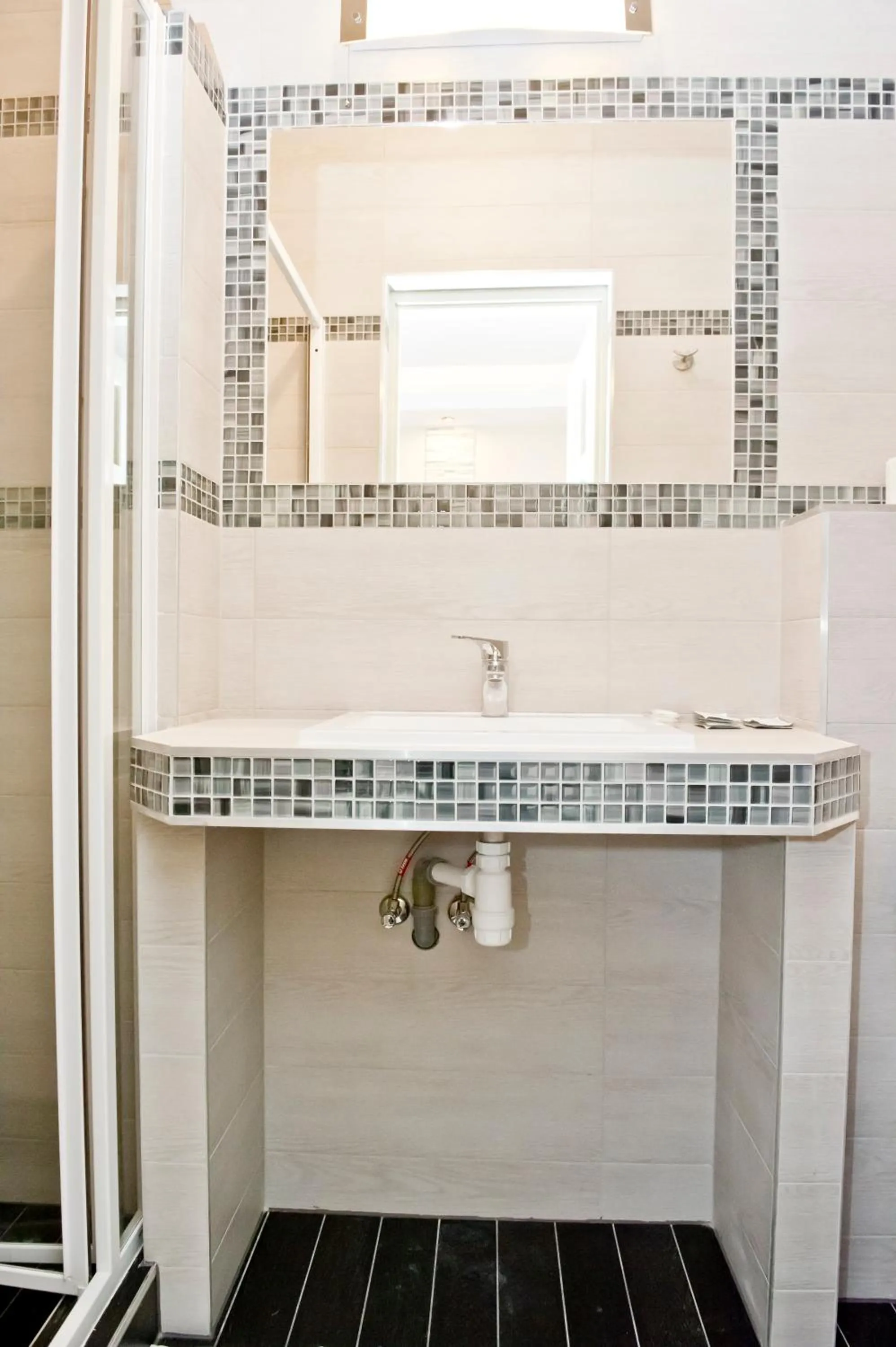 Bathroom in Kemence Csárda és Szálloda