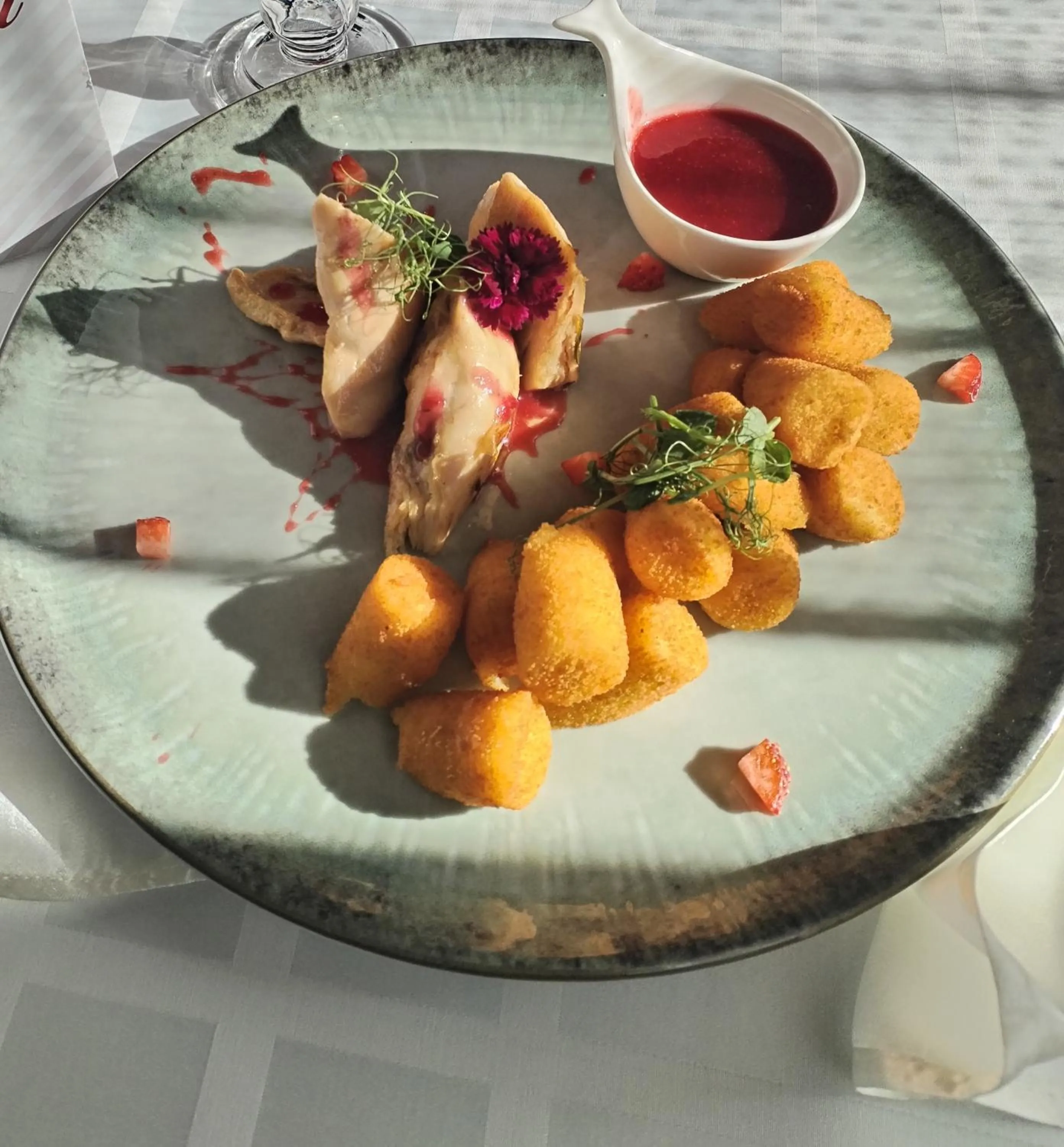 Restaurant/places to eat in Kemence Csárda és Szálloda