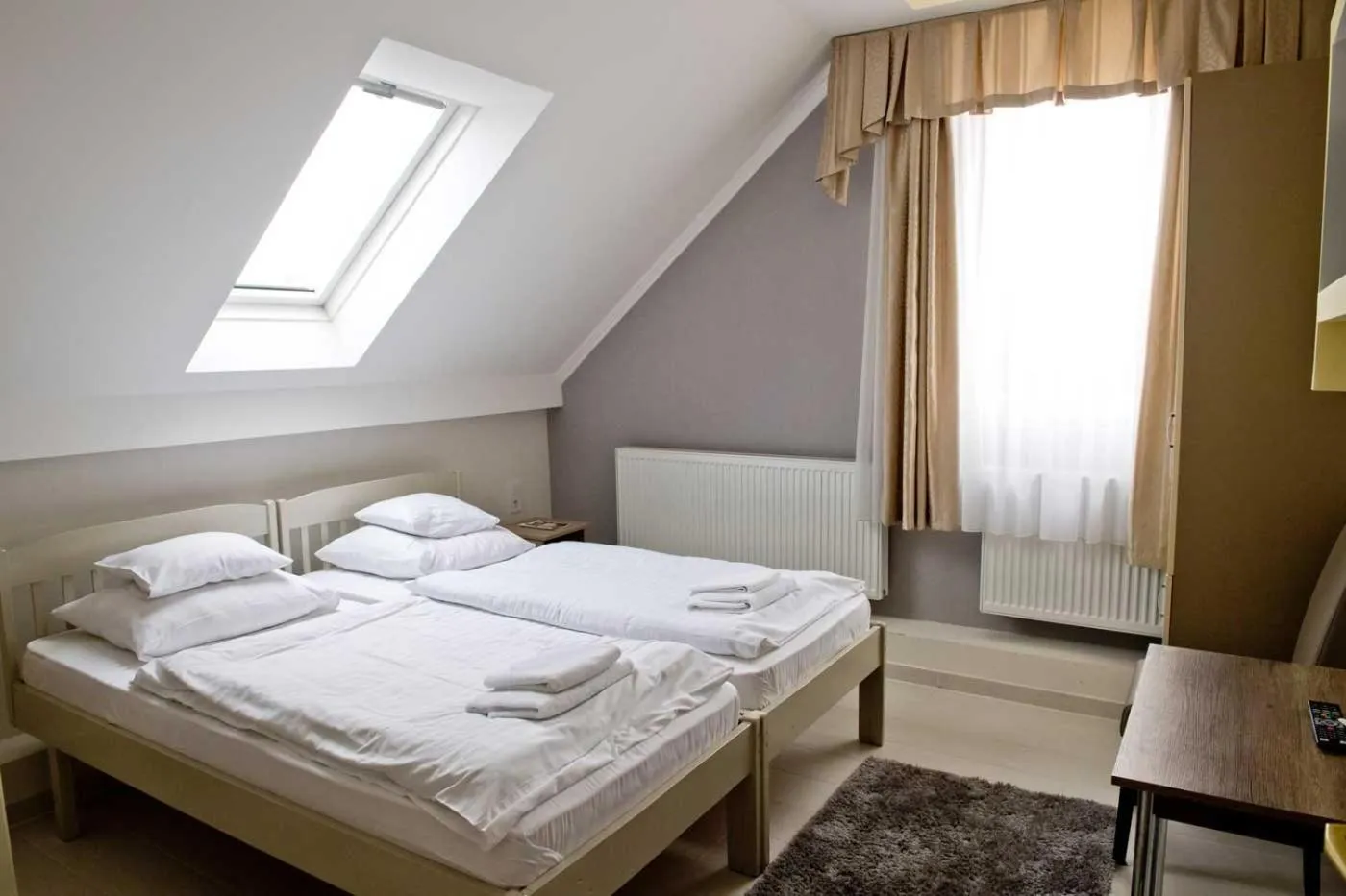 Bed in Kemence Csárda és Szálloda