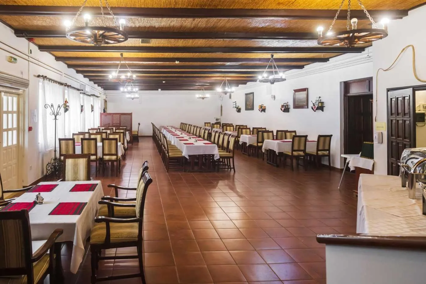 Restaurant/places to eat in Kemence Csárda és Szálloda