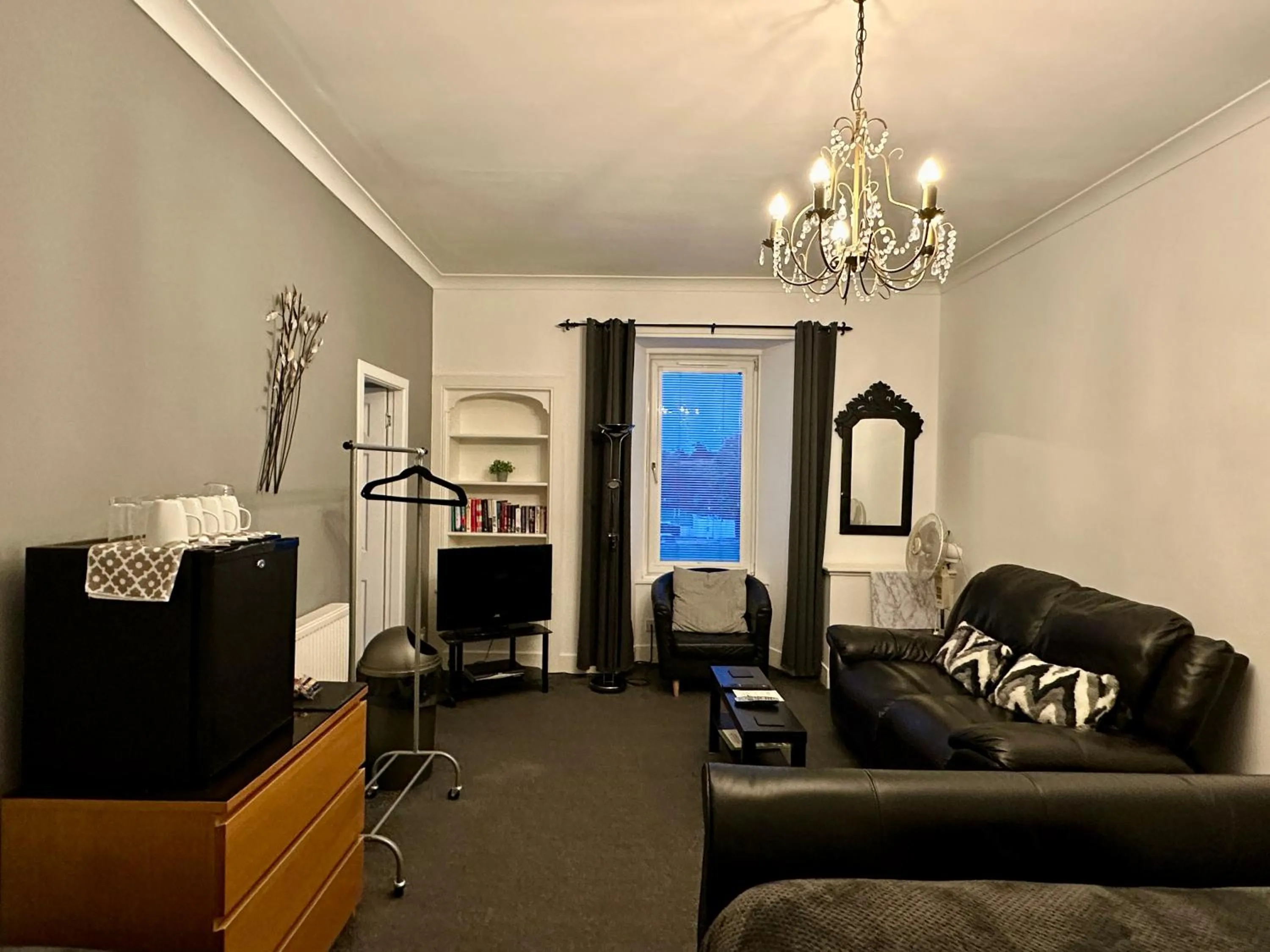 TV and multimedia in The Elbow Room