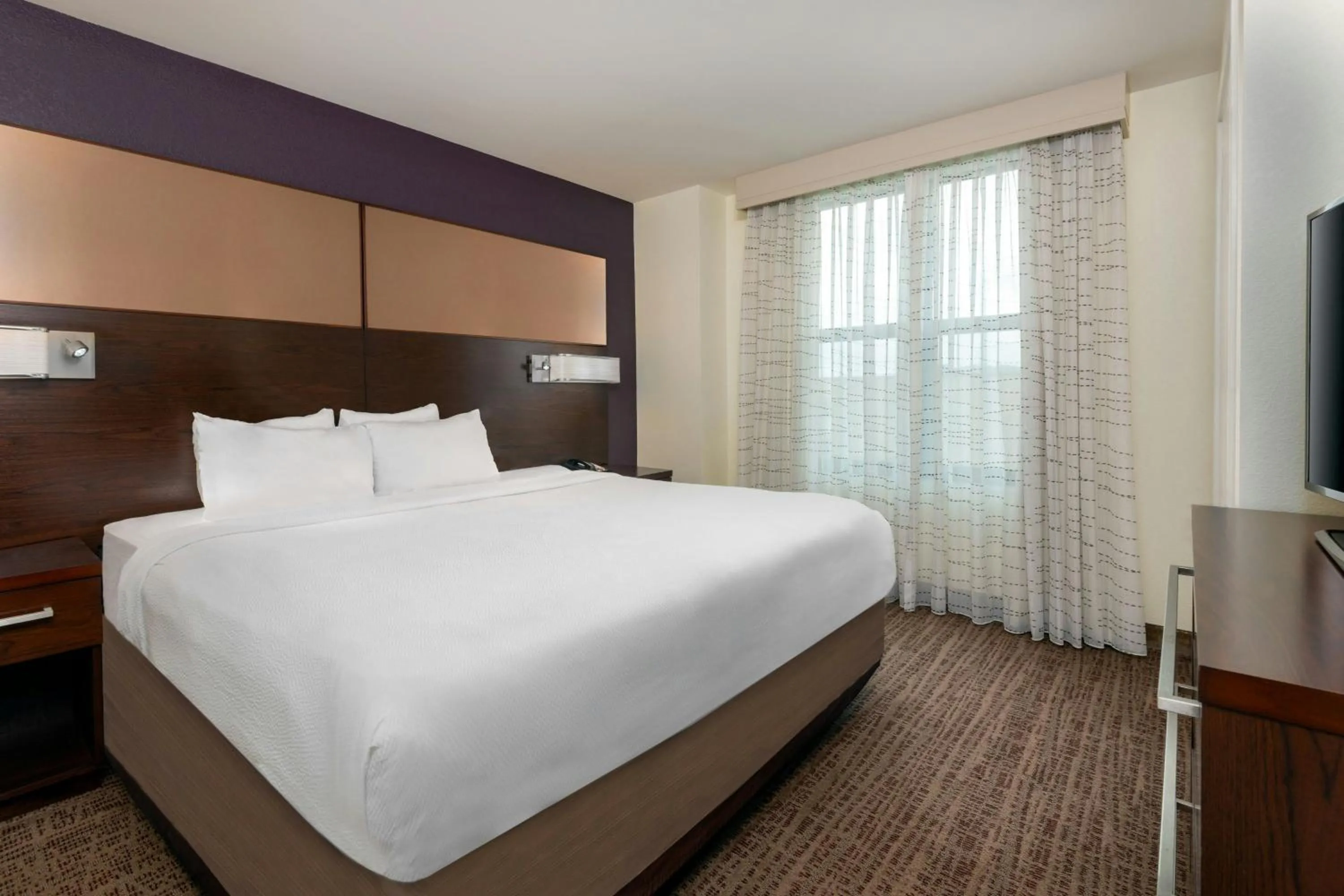 Bedroom, Bed in Residence Inn by Marriott Charlottesville Downtown