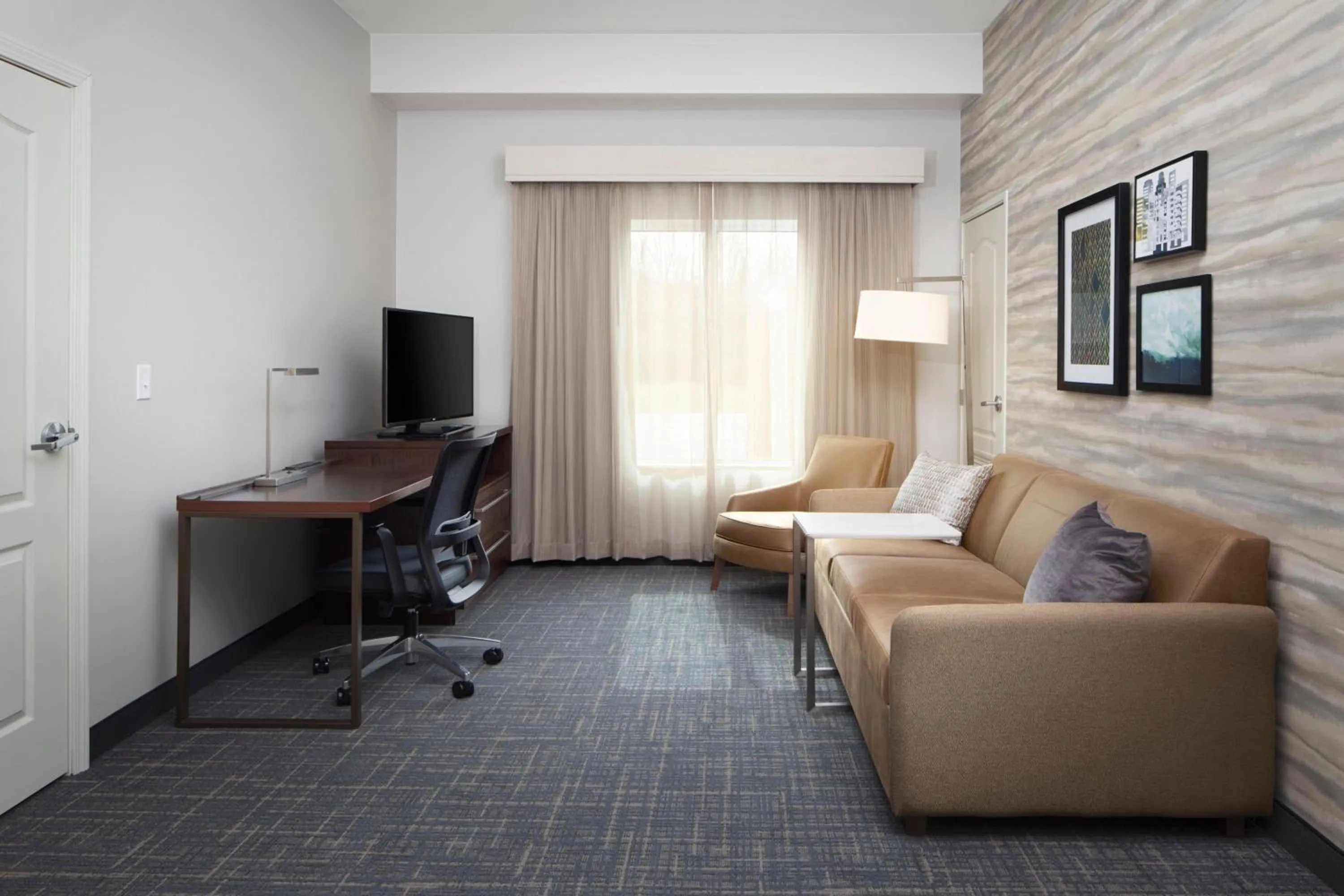 Living room in Residence Inn by Marriott Wheeling/St. Clairsville