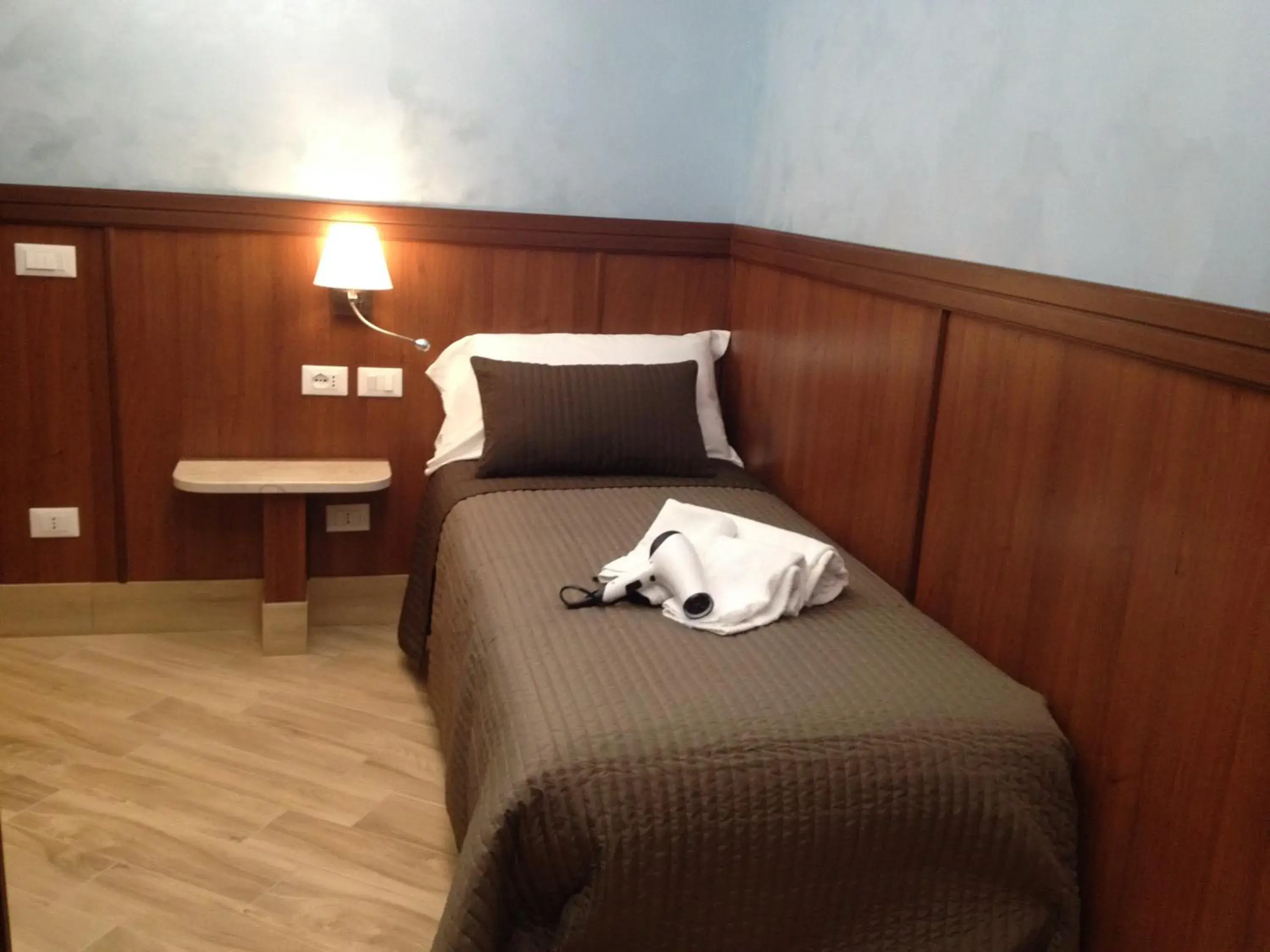 Single Room - single occupancy in Residenza Matteucci Single Room - single occupancy in Residenza Matteucci