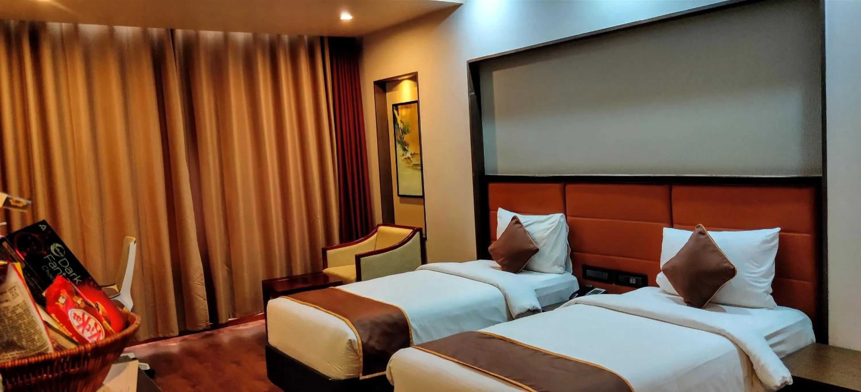 Bed in Dimora Hotel Thiruvananthapuram