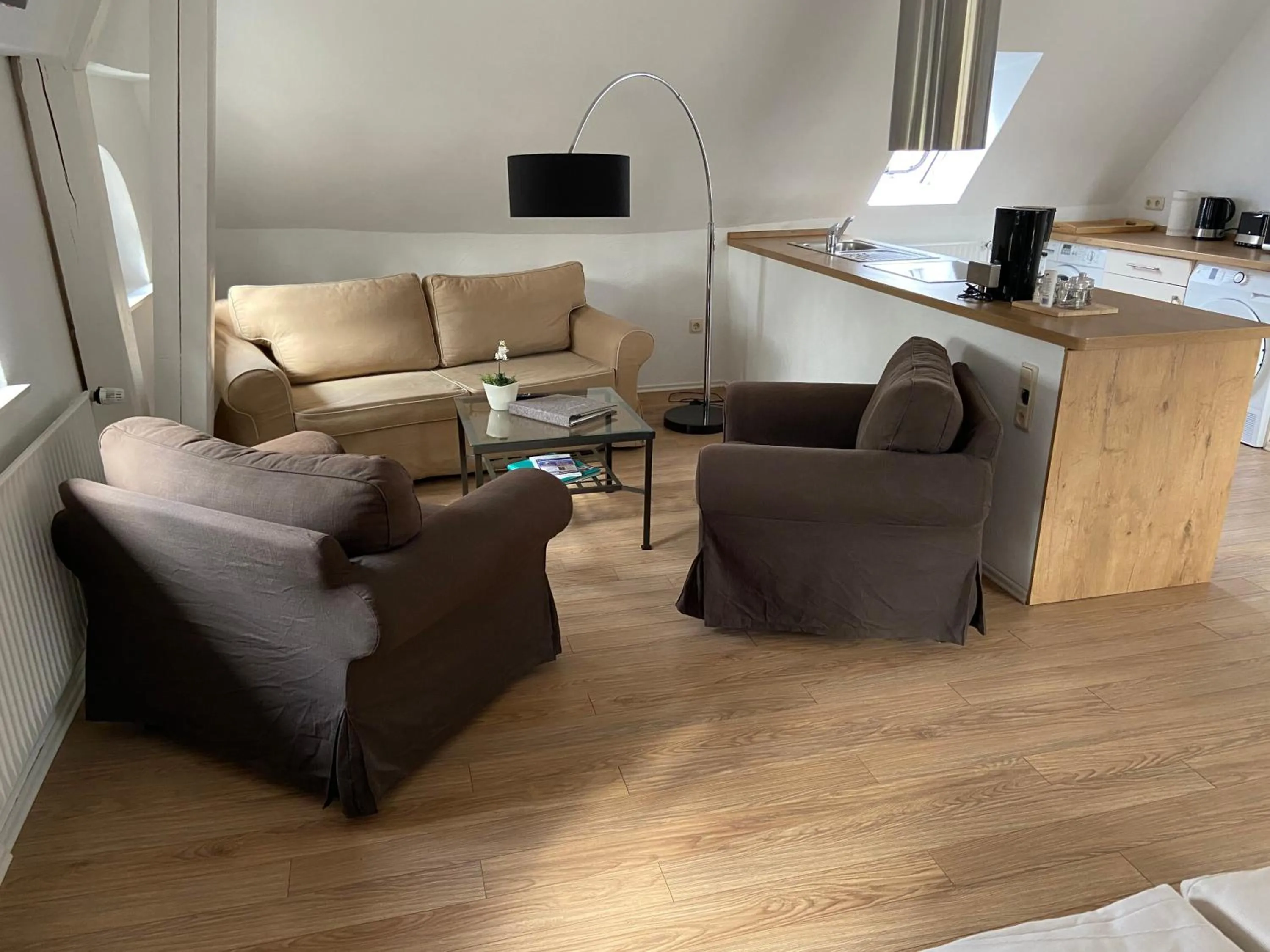 Seating area in Klosterschänke Hude Hotel Ferienwohnungen Restaurant Café