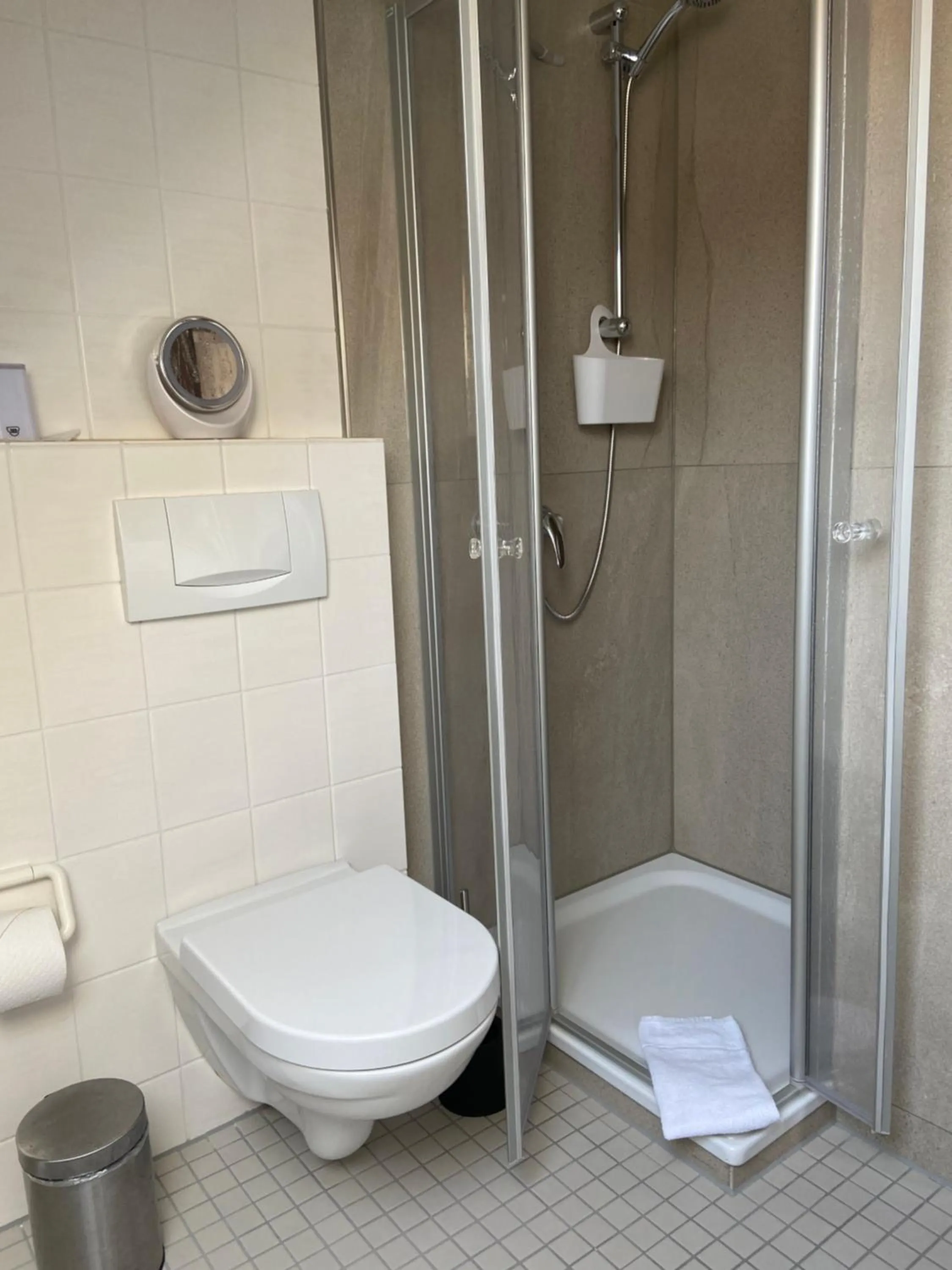 Bathroom in Klosterschänke Hude Hotel Ferienwohnungen Restaurant Café