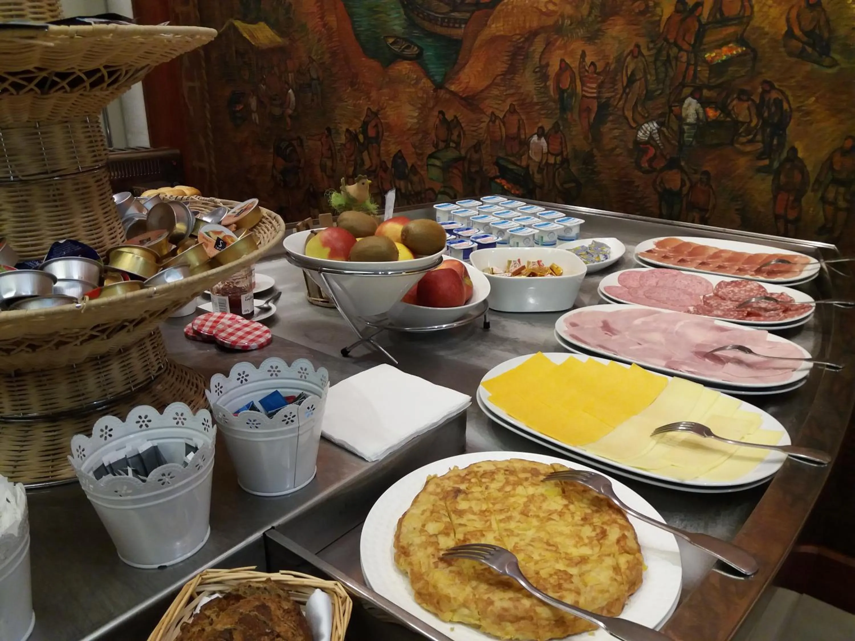 Buffet breakfast in Hotel Mira-Mar
