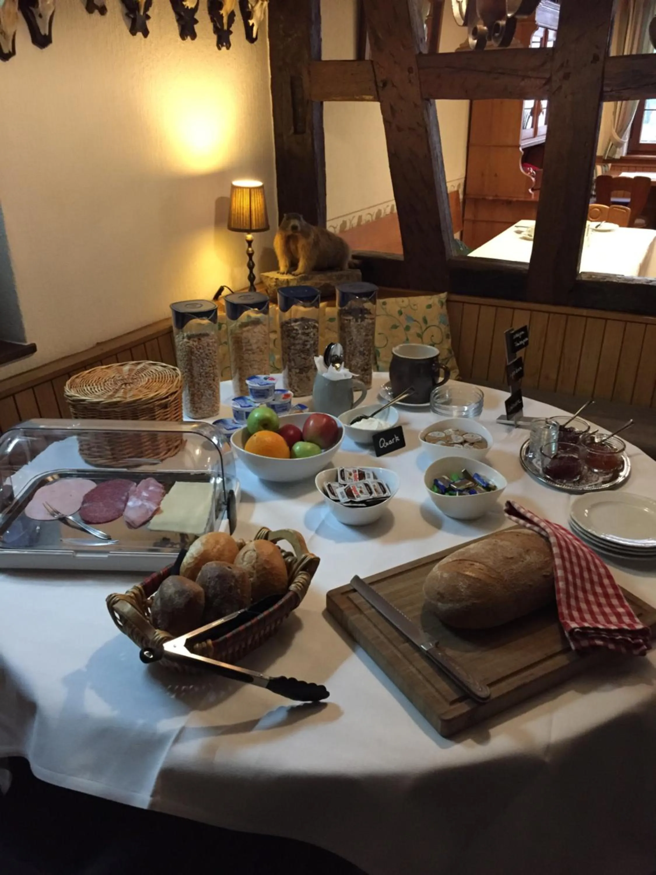 Buffet breakfast in Weingut Stassen