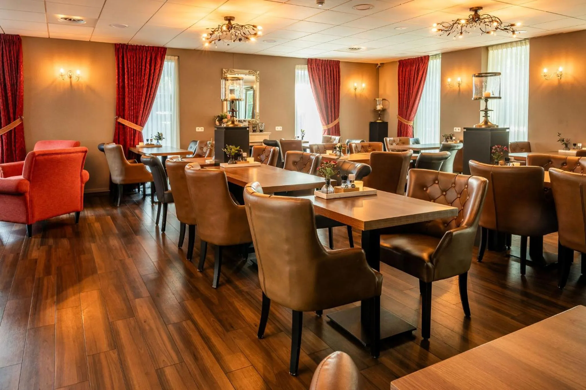 Restaurant/places to eat in Hof van Putten