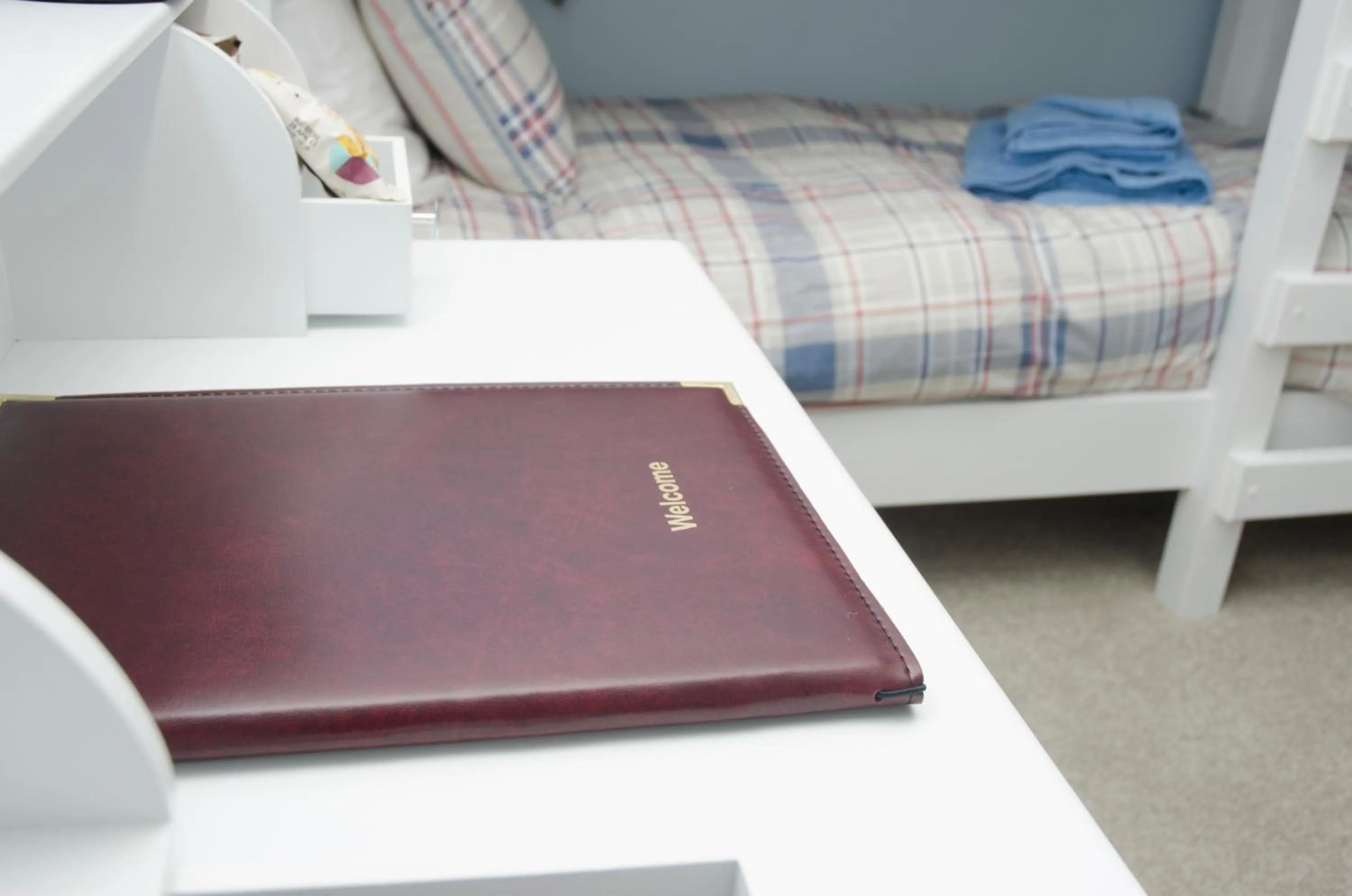 Bedroom, Bed in The Sun Inn