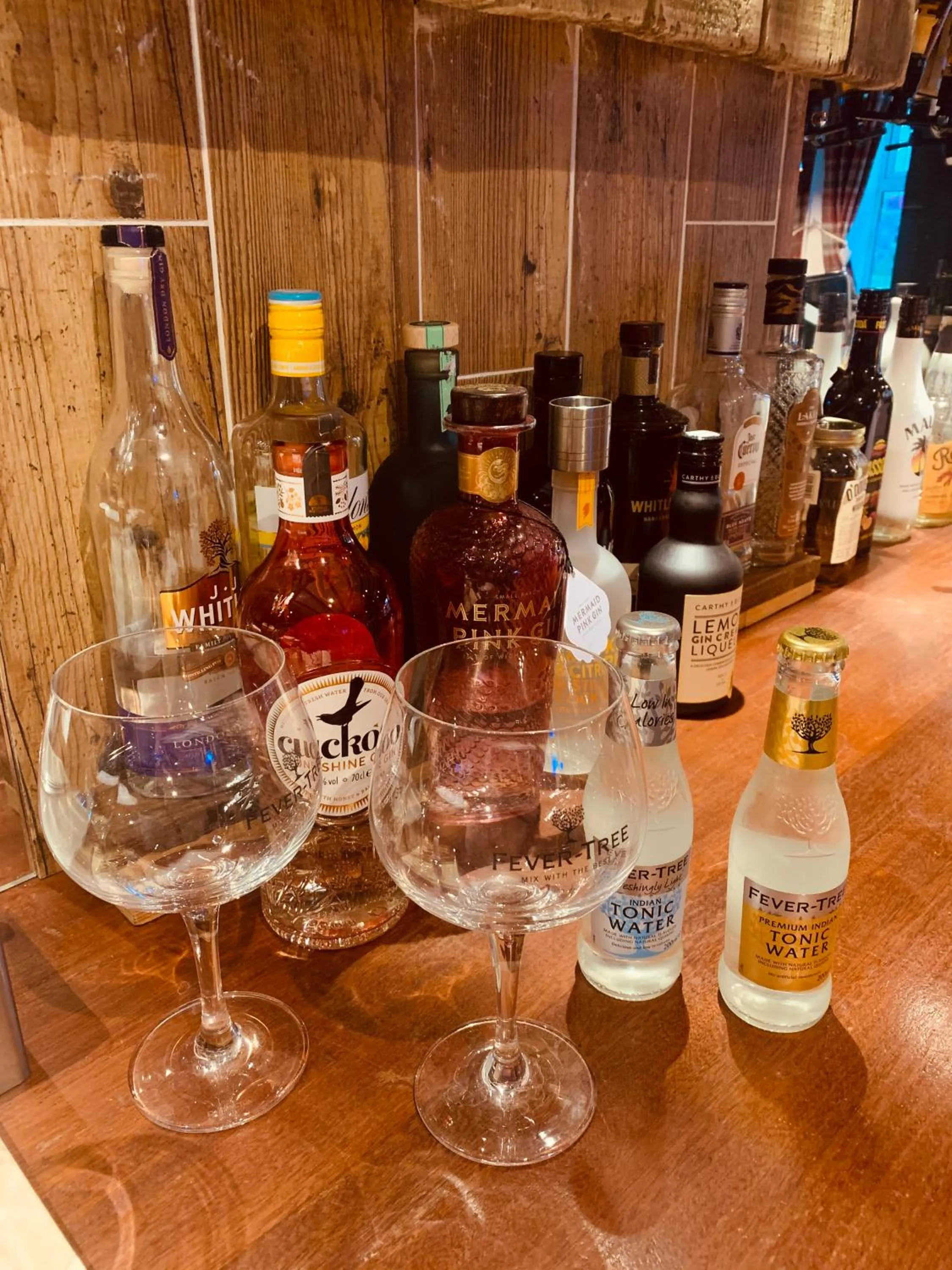 Drinks in The Sun Inn