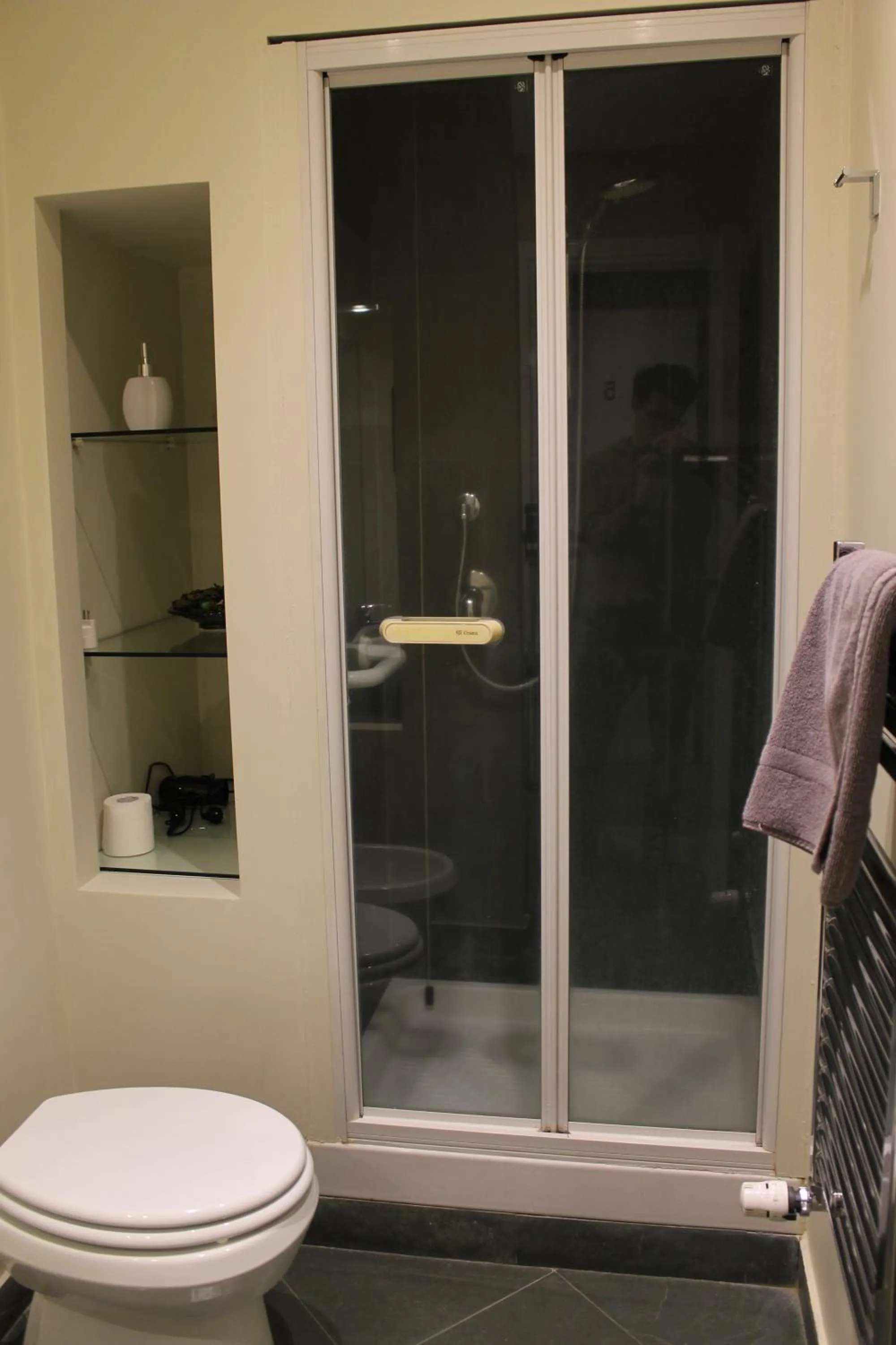 Shower in Villa Abbamer