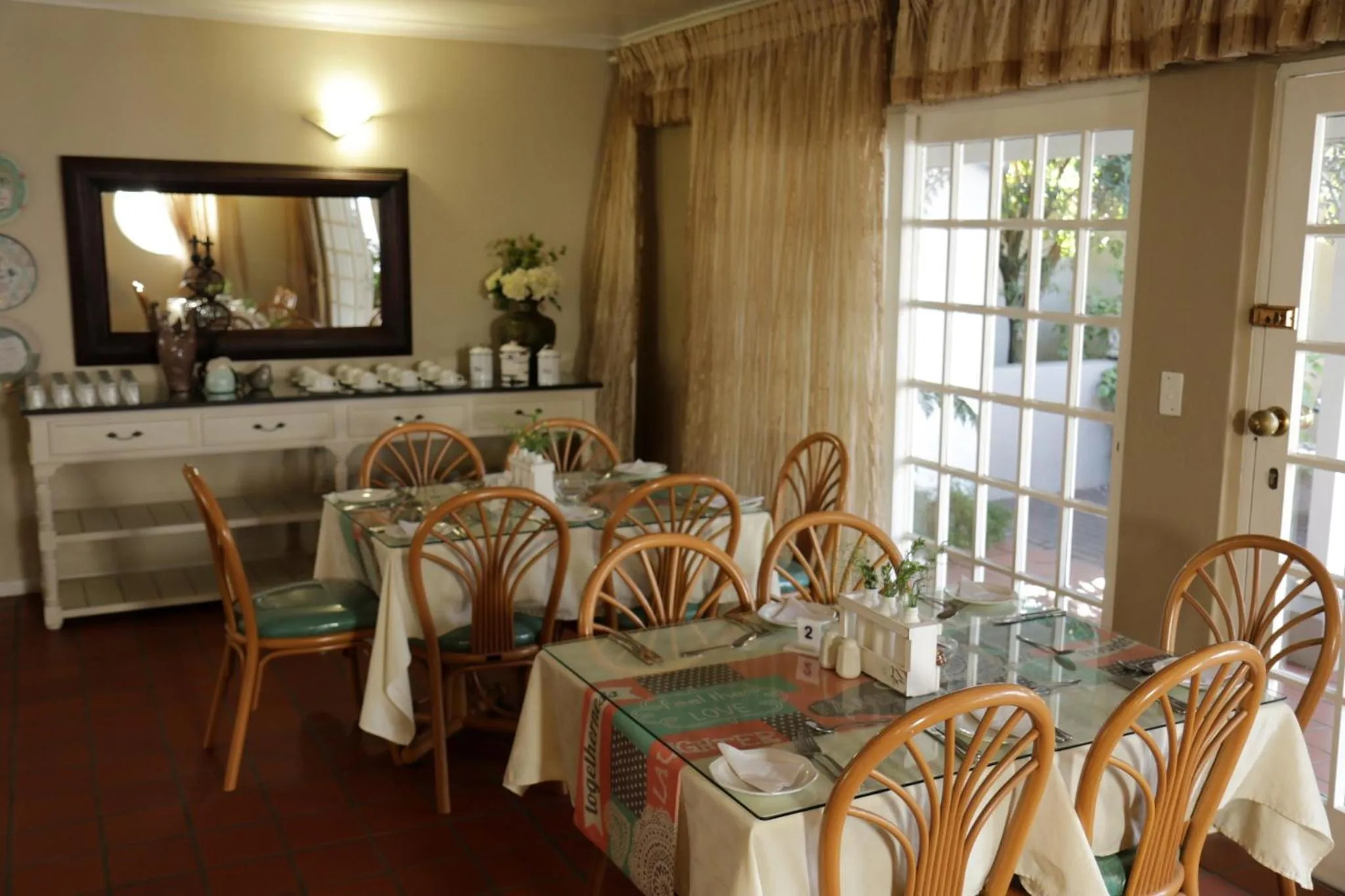 Restaurant/places to eat in Oxford Lodge Vryheid