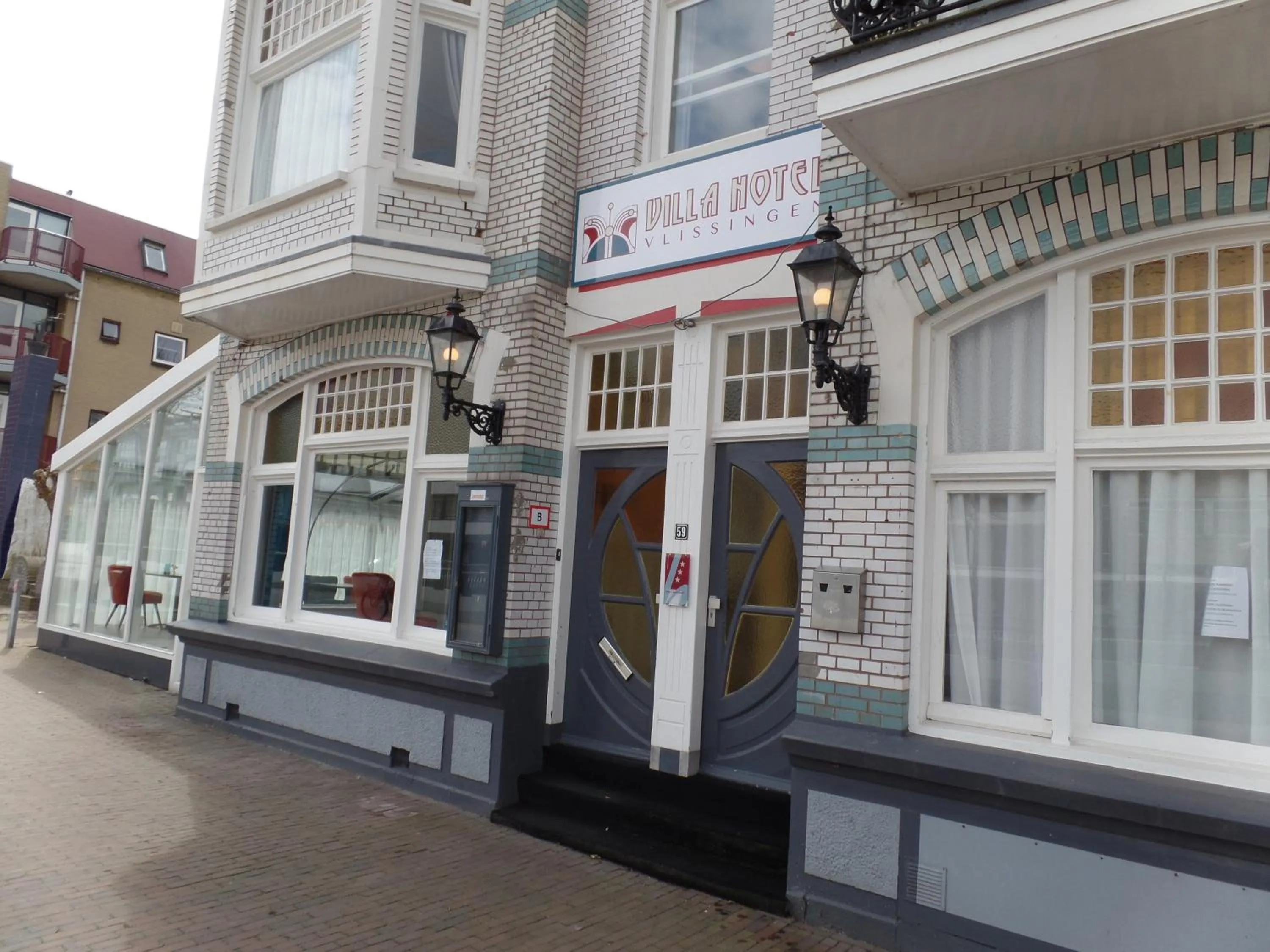 Facade/entrance in Villahotel Vlissingen